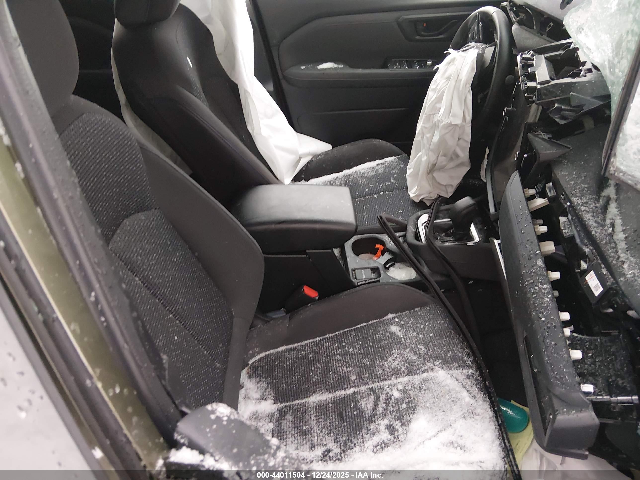 SUBARU FORESTER image 5