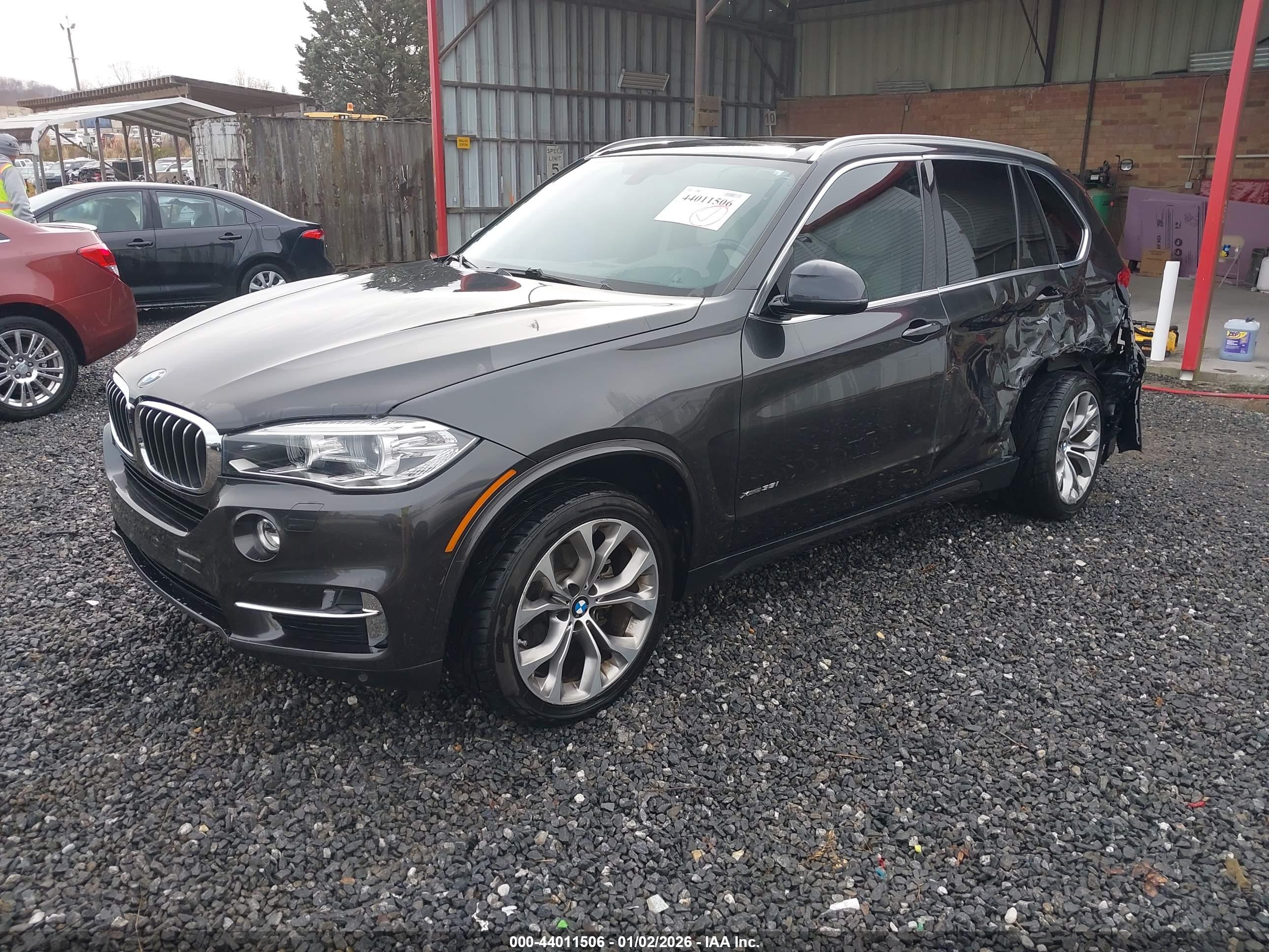 BMW X5 image 2