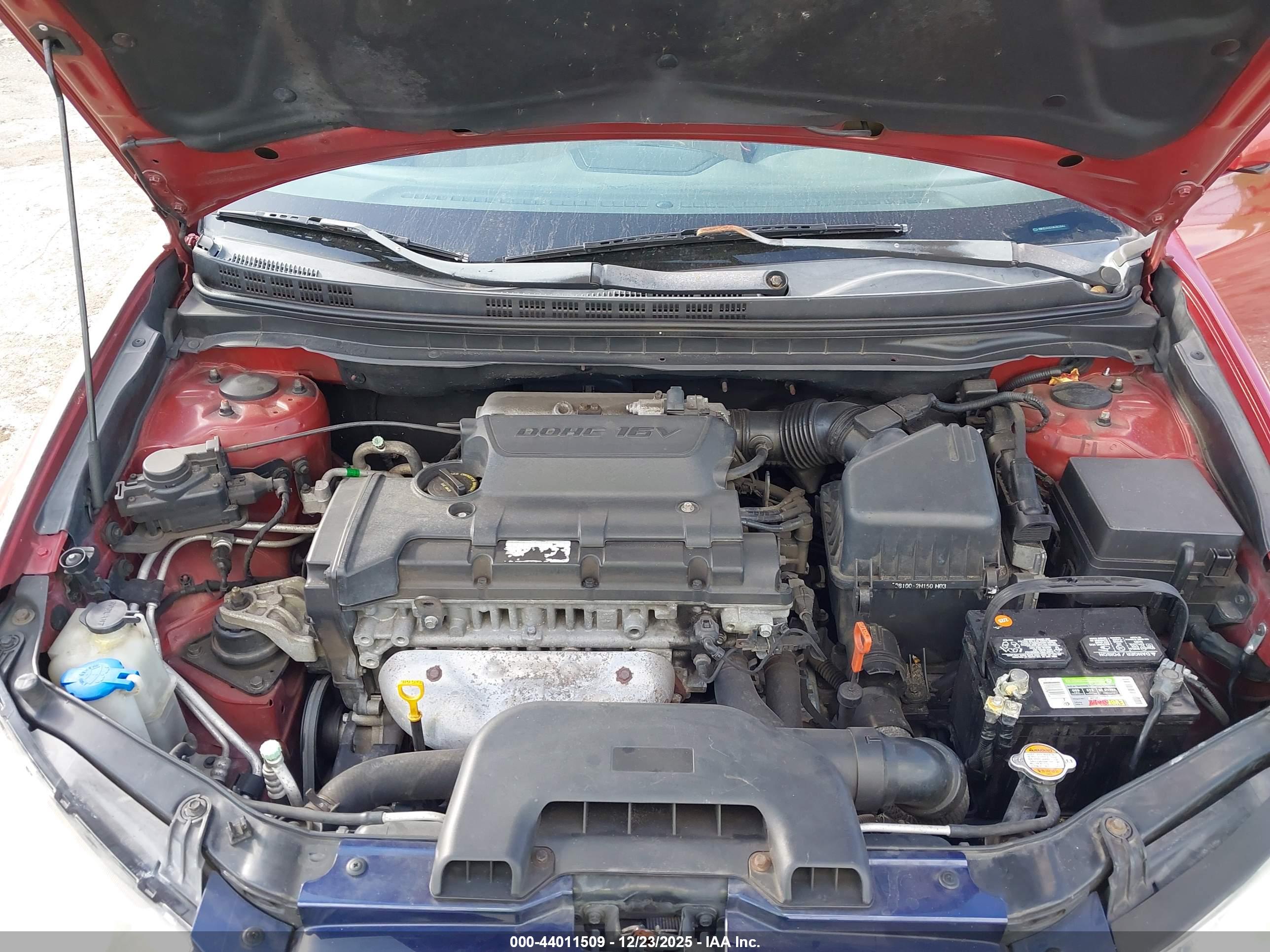 HYUNDAI ELANTRA image 10