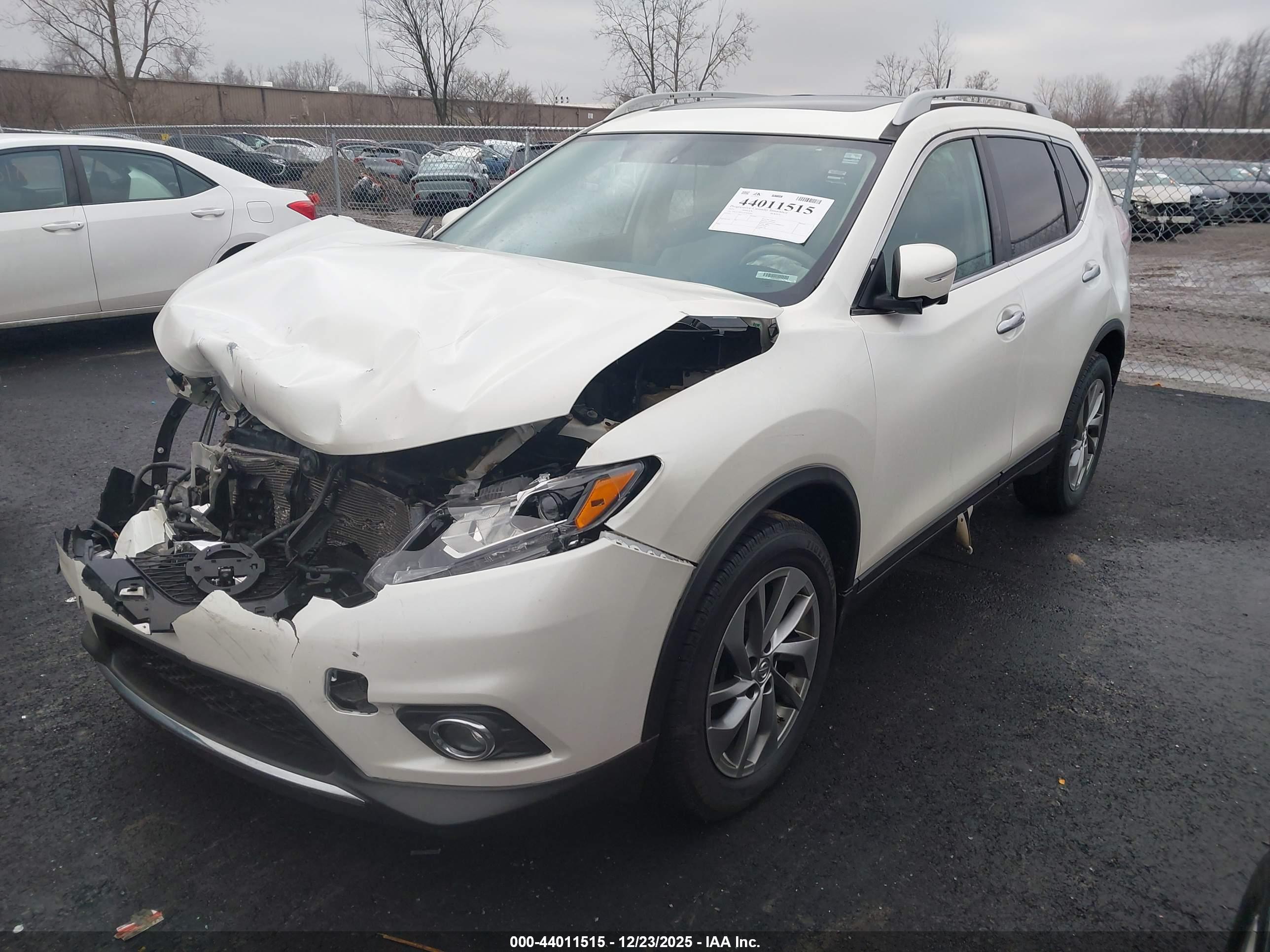 NISSAN ROGUE image 2