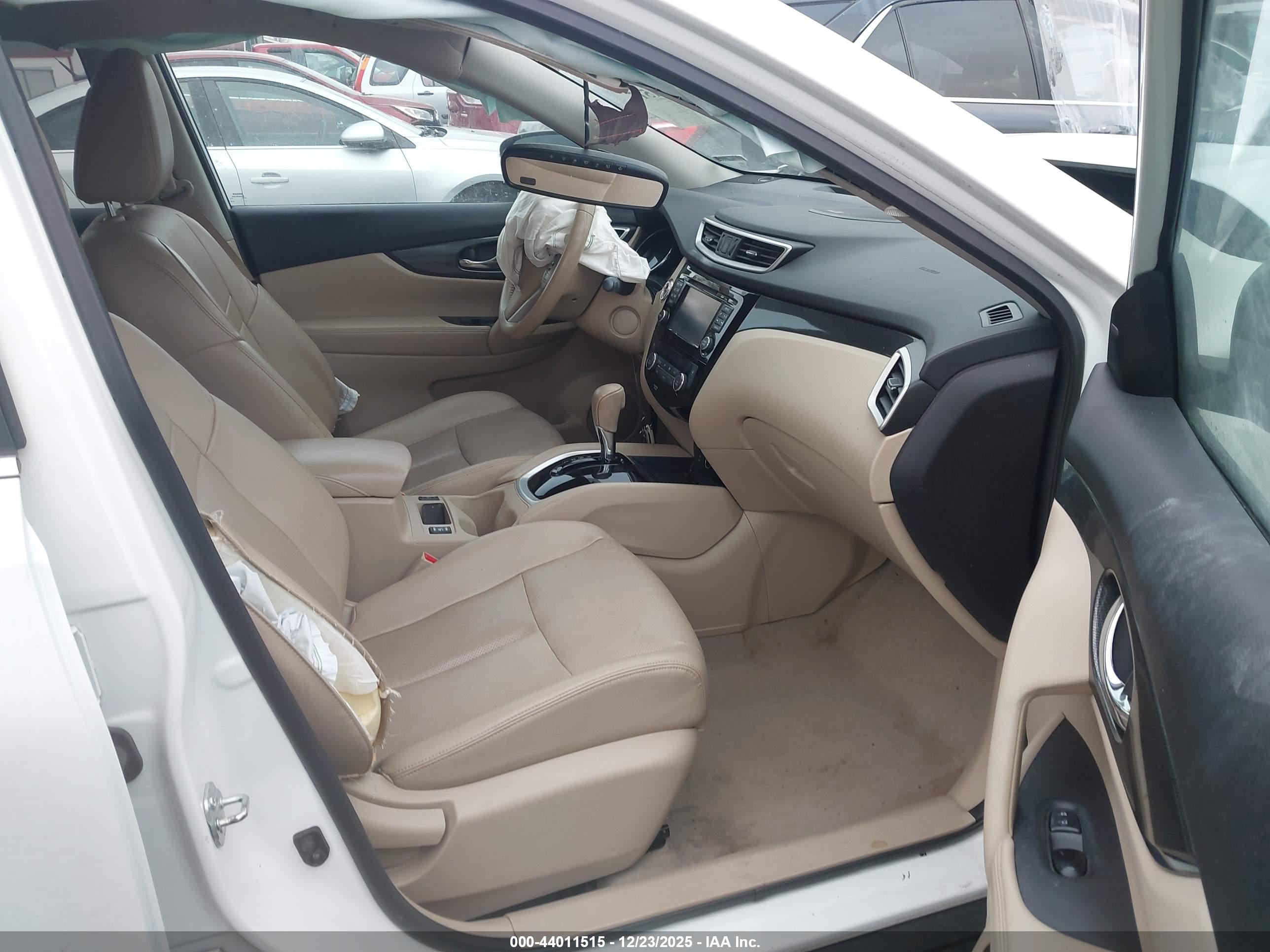NISSAN ROGUE image 5