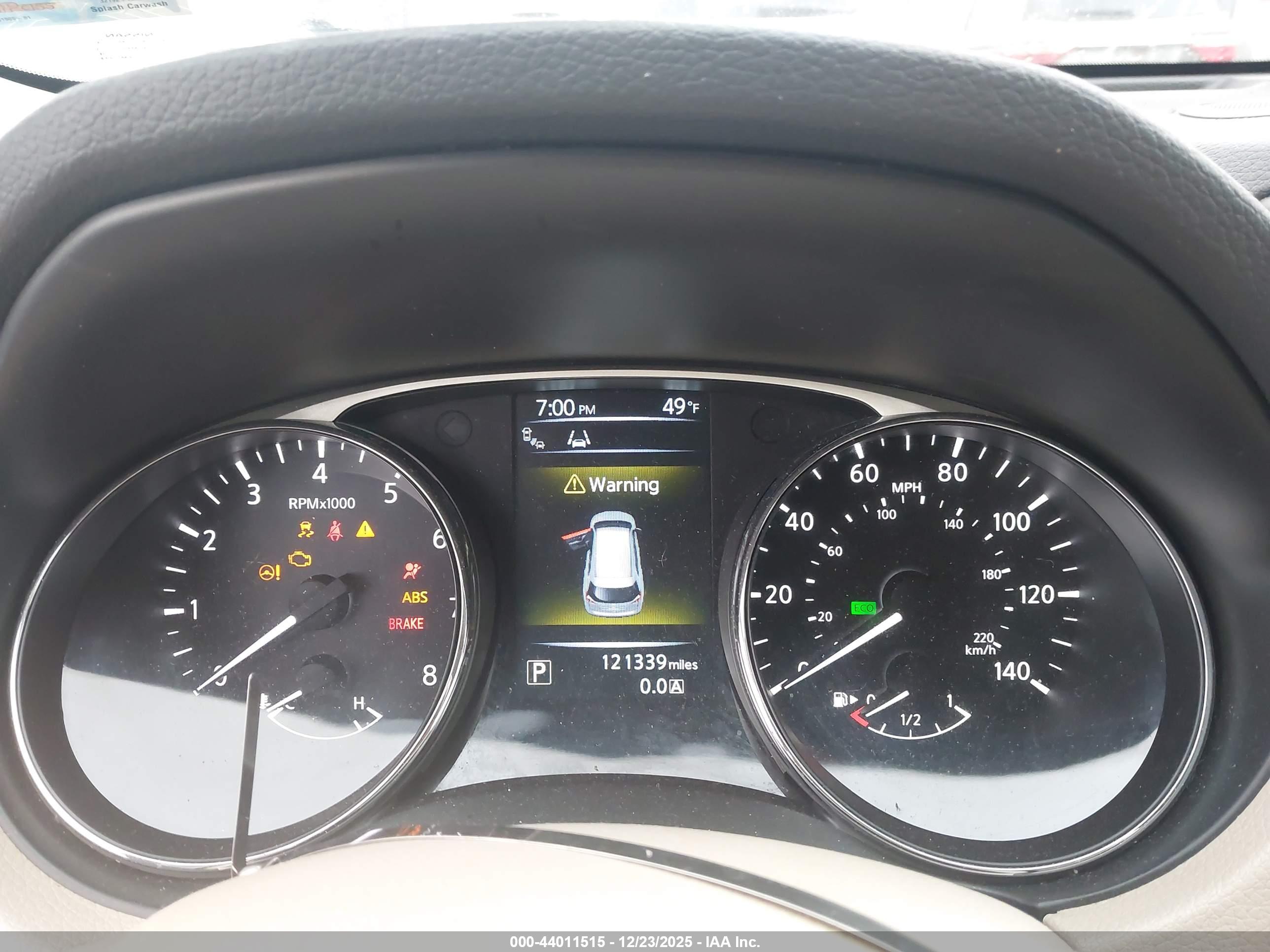 NISSAN ROGUE image 7