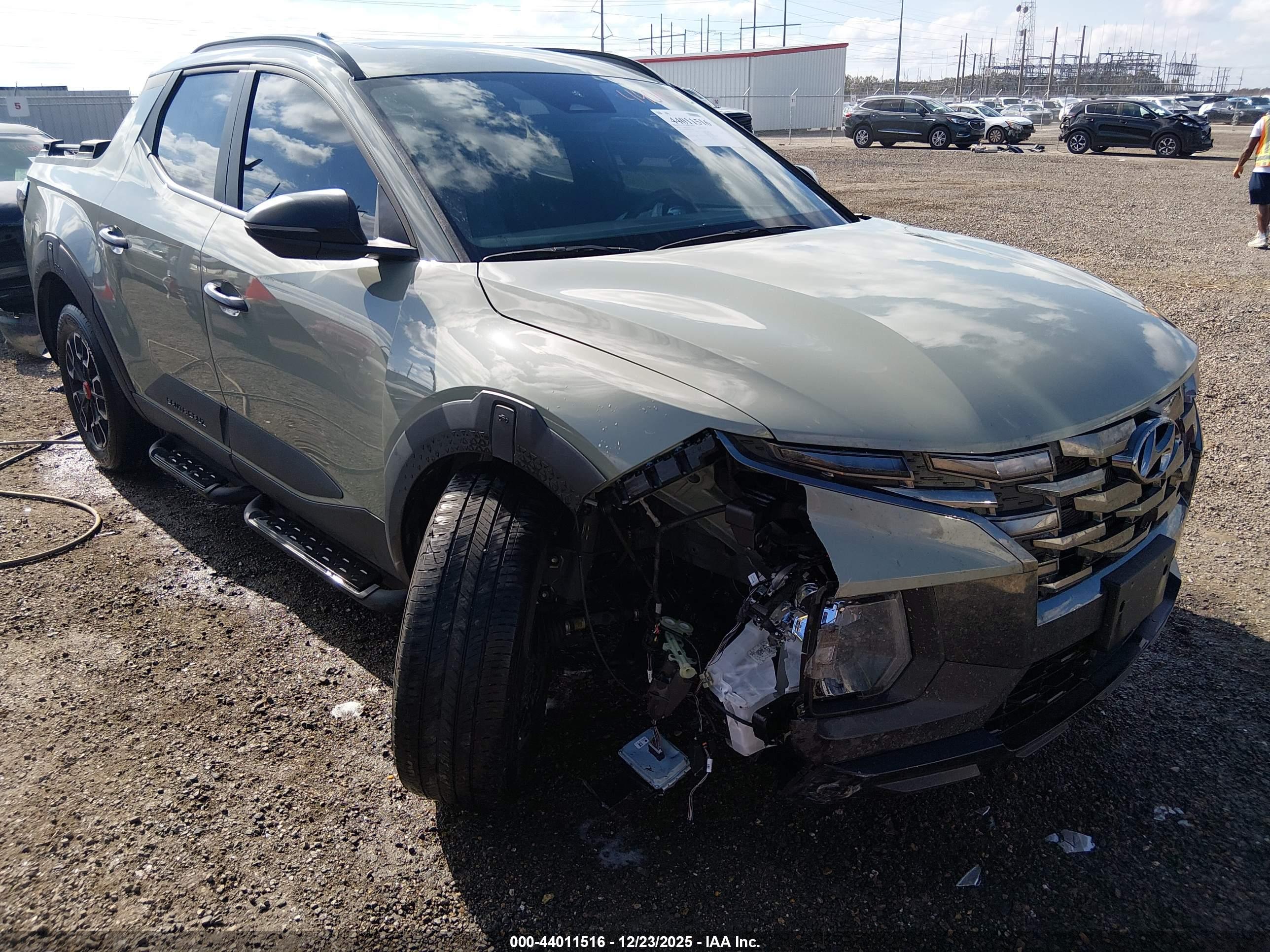 HYUNDAI SANTA image 6
