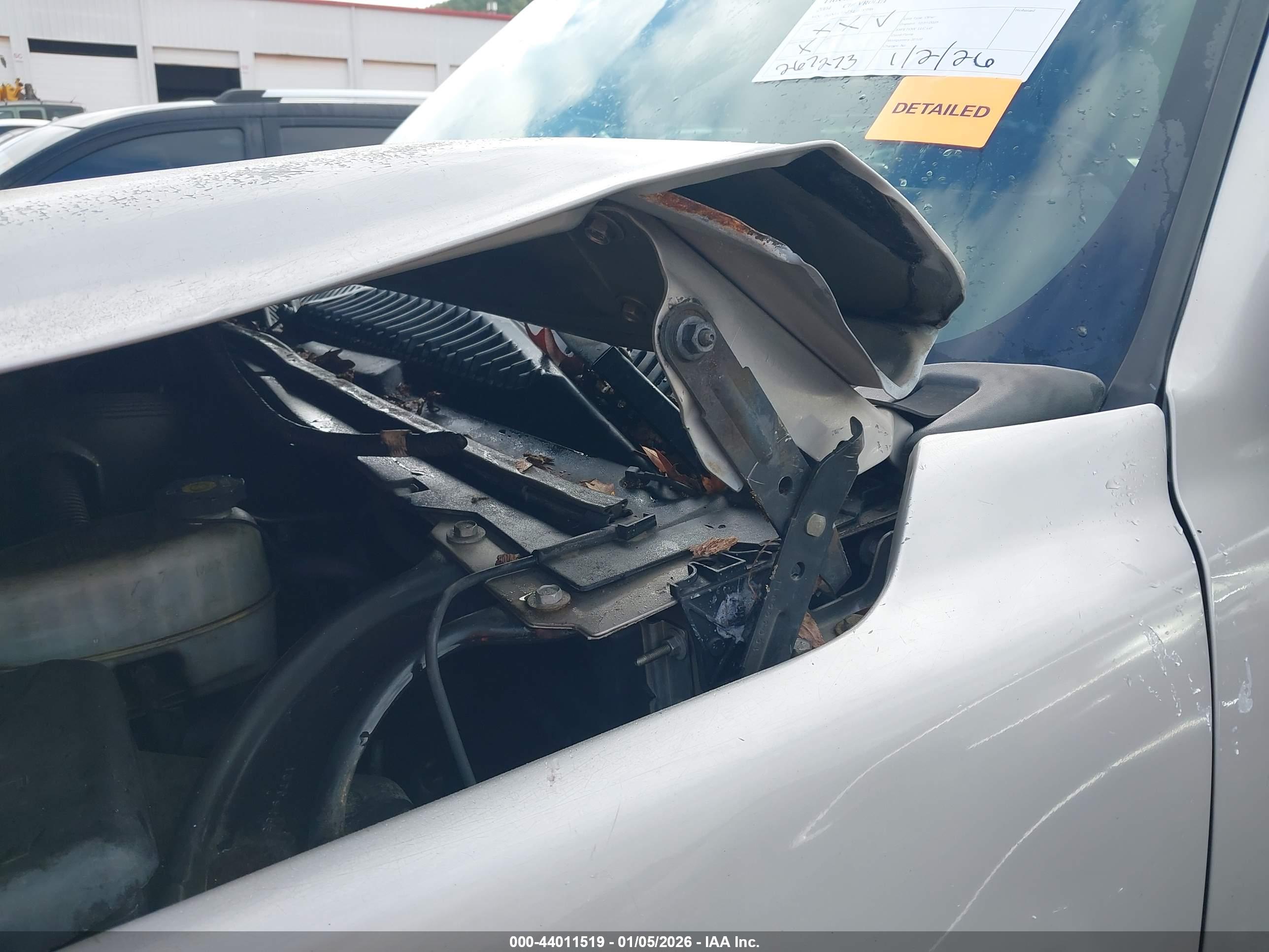 CHEVROLET TAHOE image 6