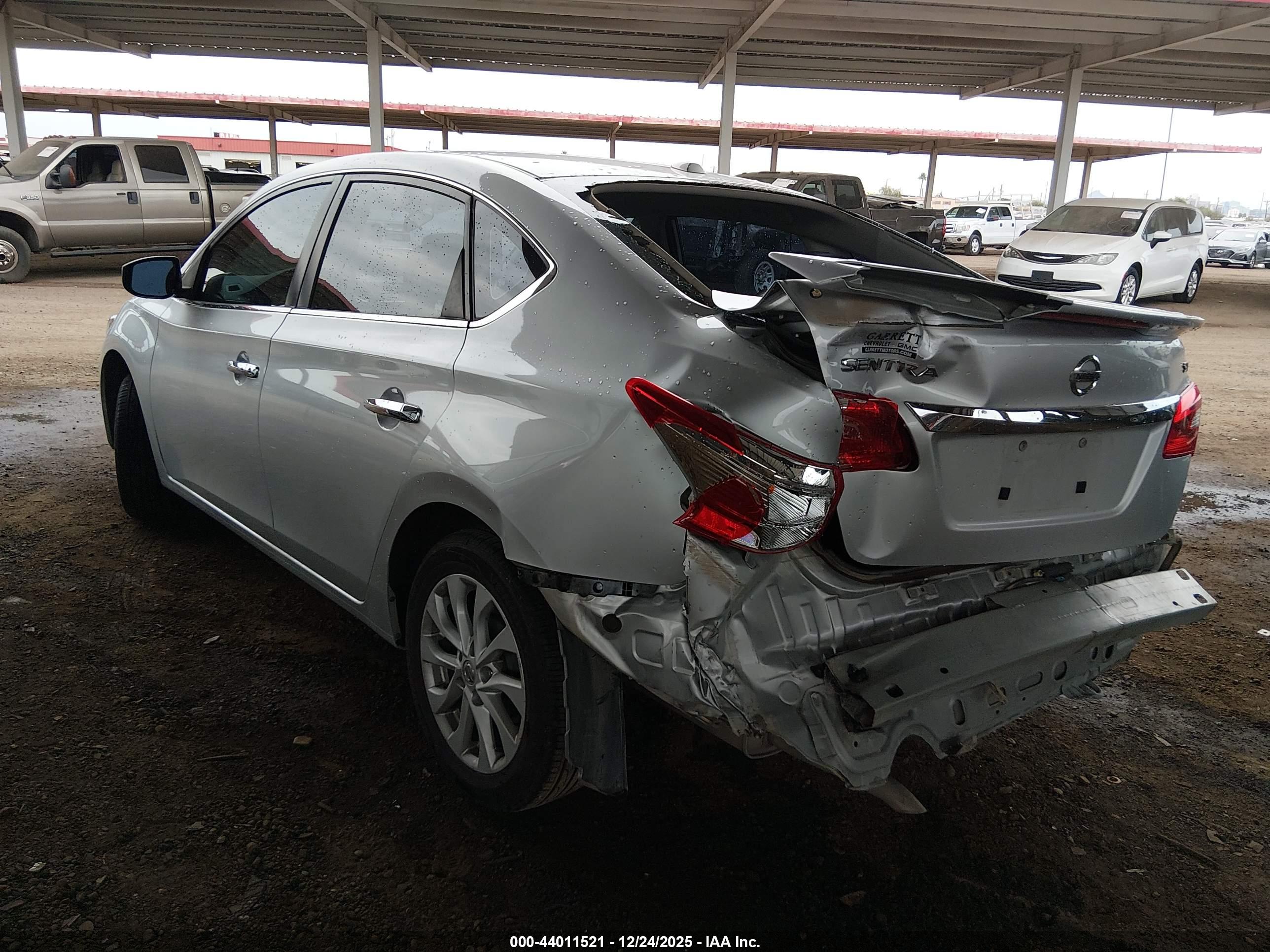 NISSAN SENTRA image 3