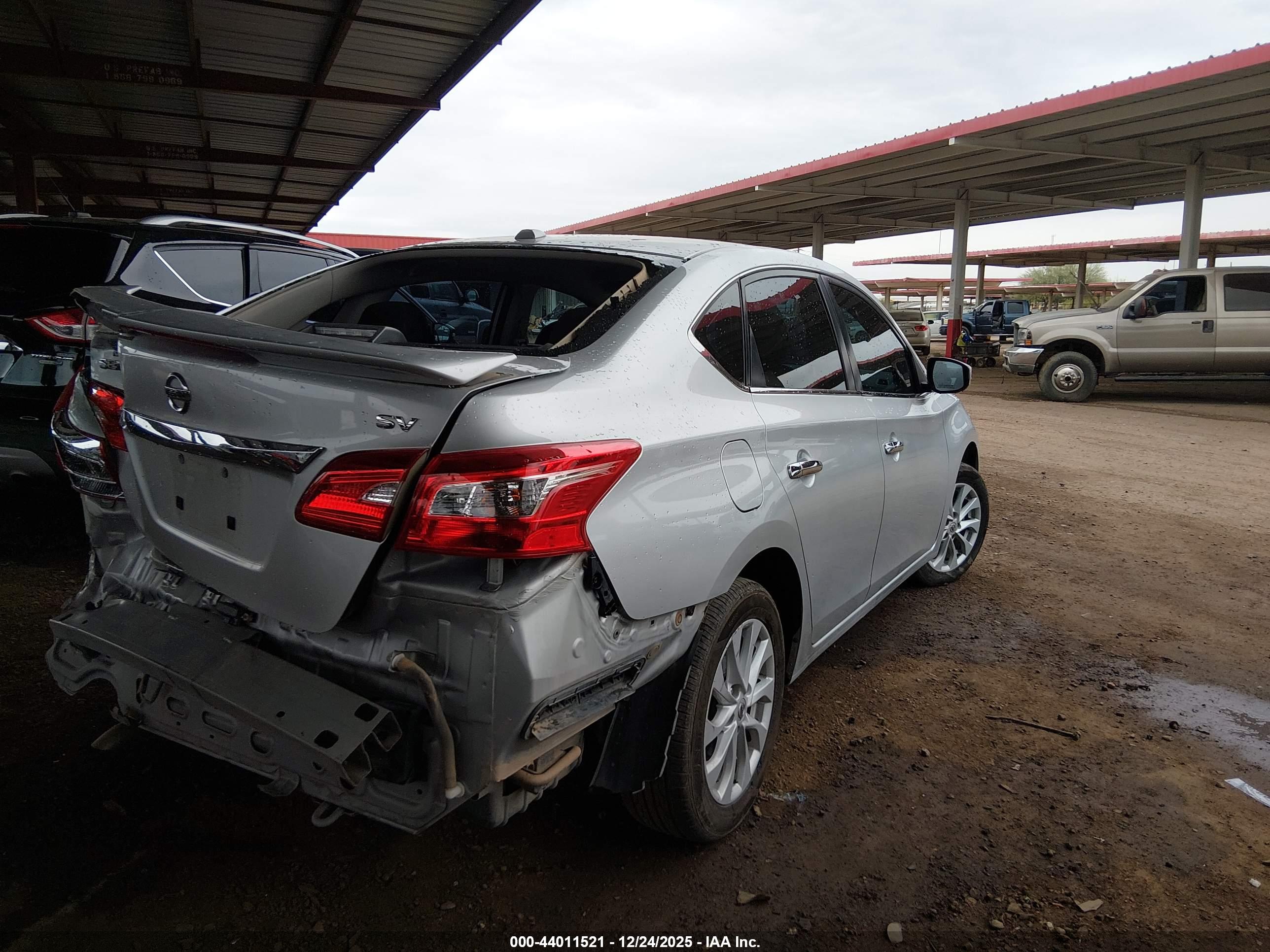 NISSAN SENTRA image 4