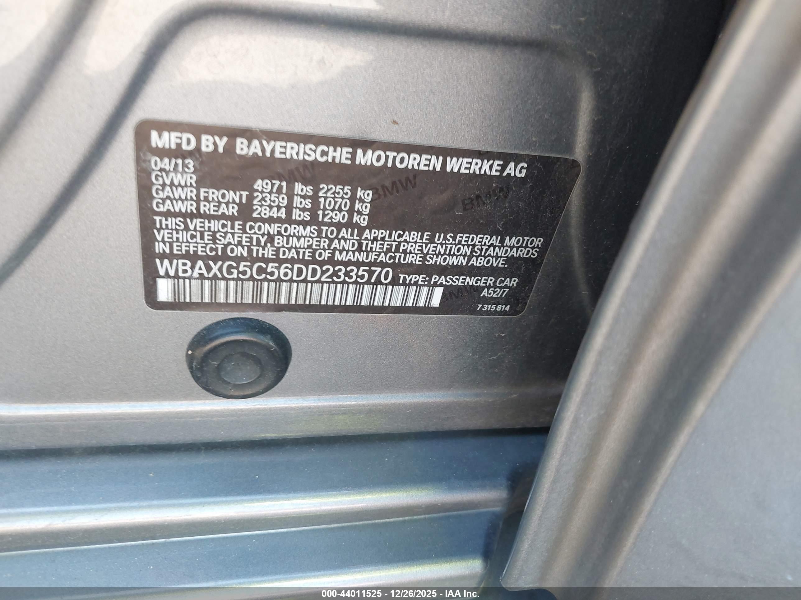 BMW 528I image 9