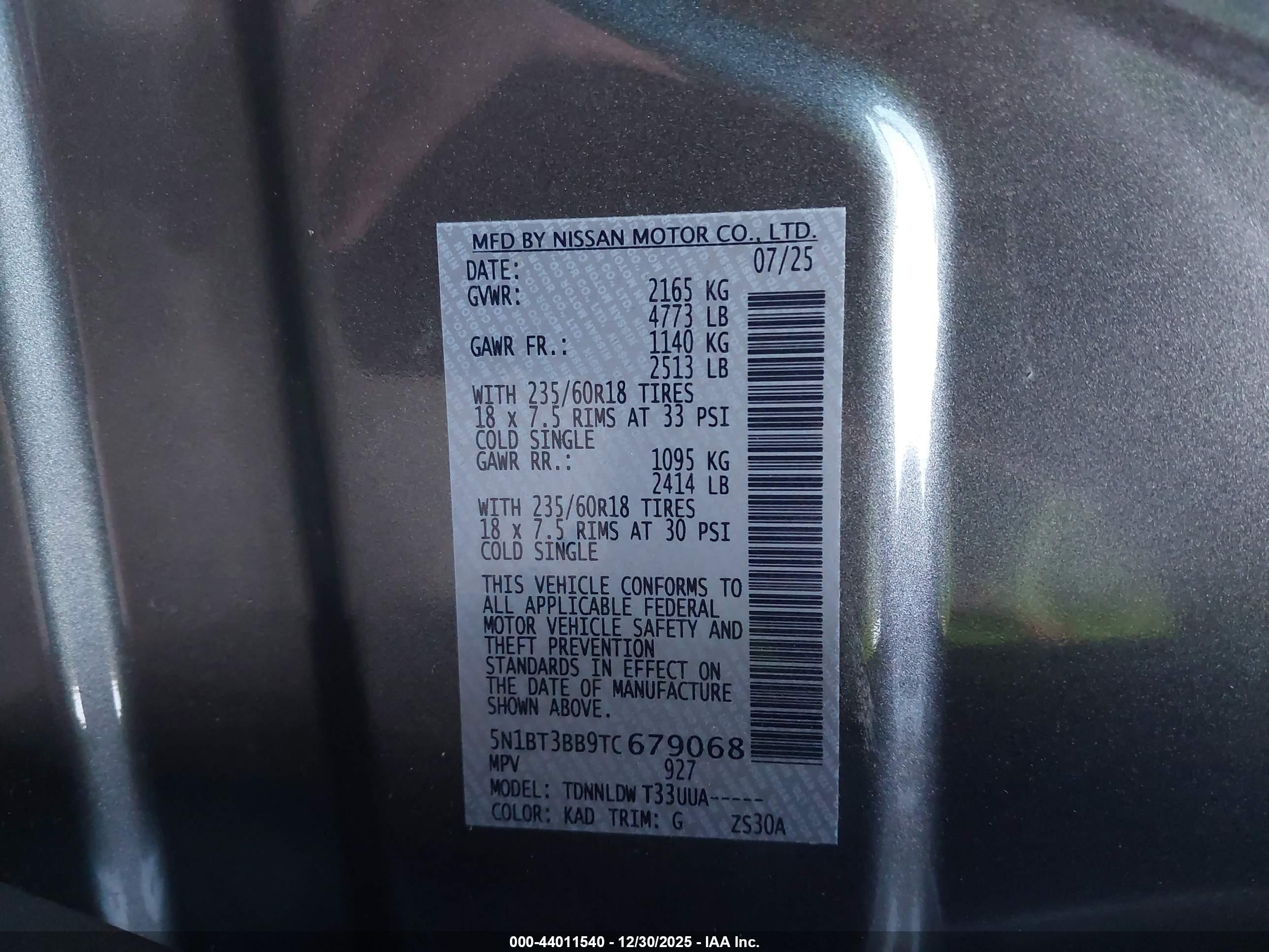 NISSAN ROGUE image 9