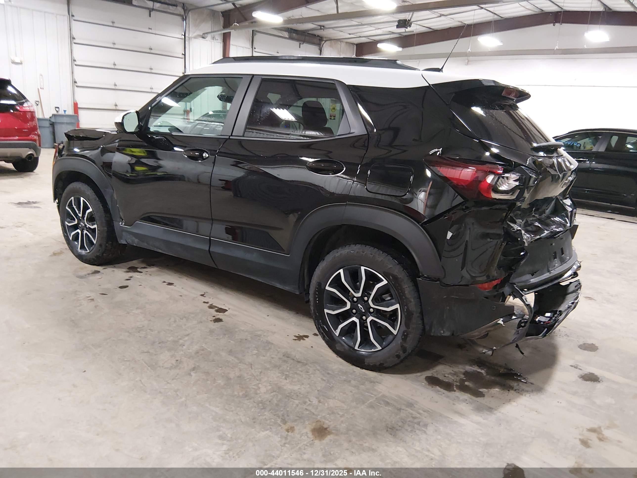 CHEVROLET TRAILBLAZER image 3