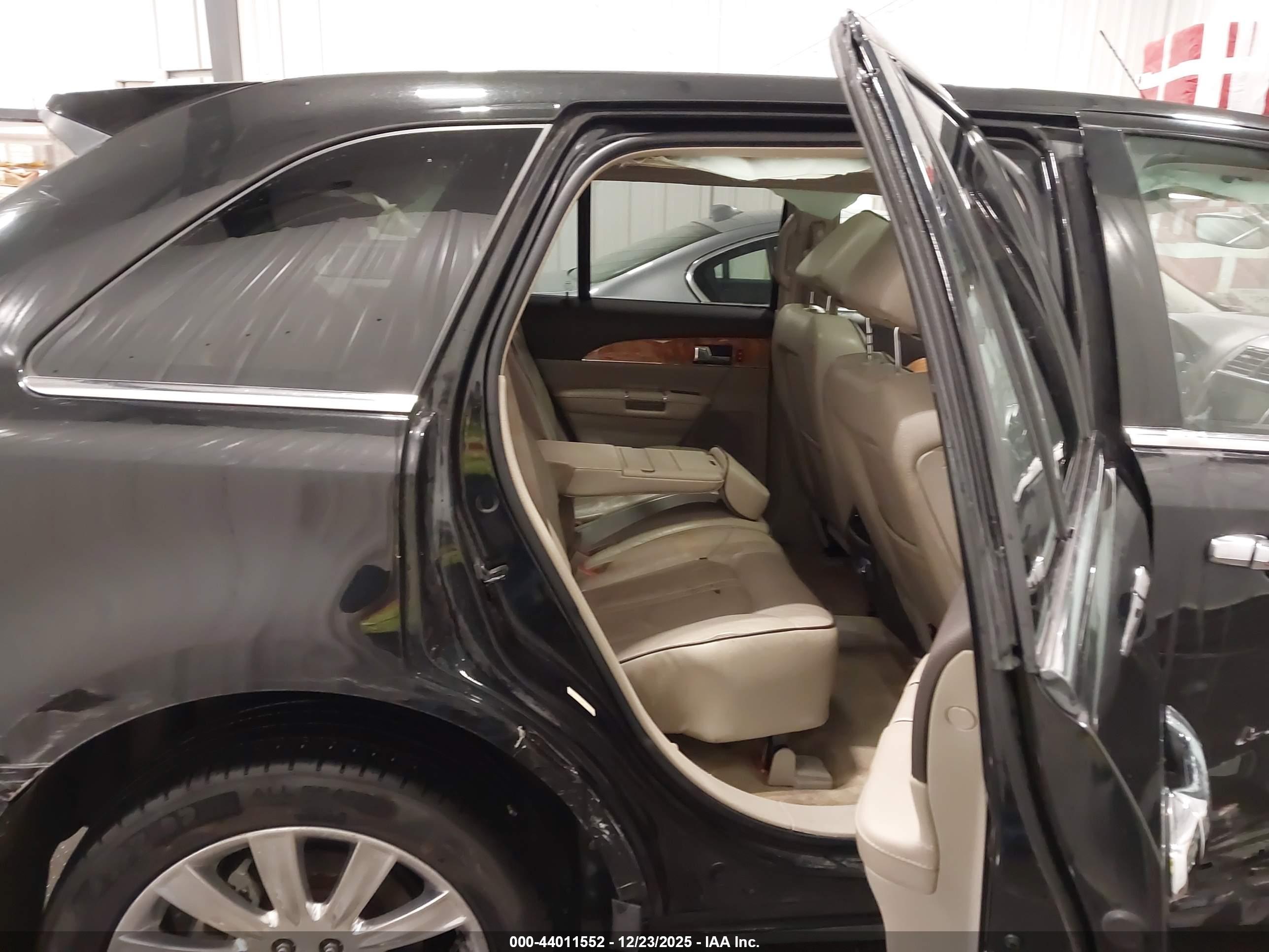 LINCOLN MKX image 8