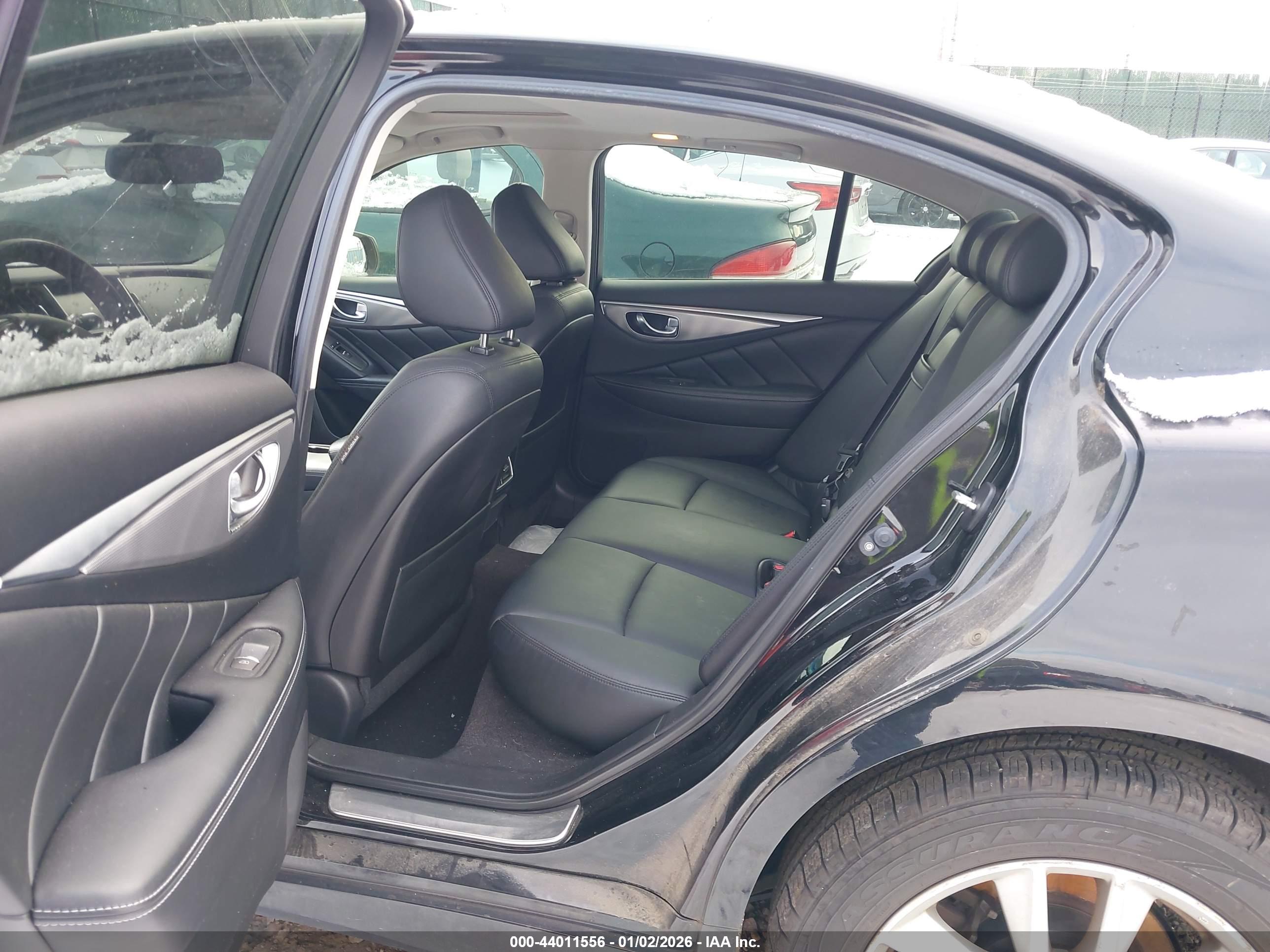 INFINITI Q50 image 8