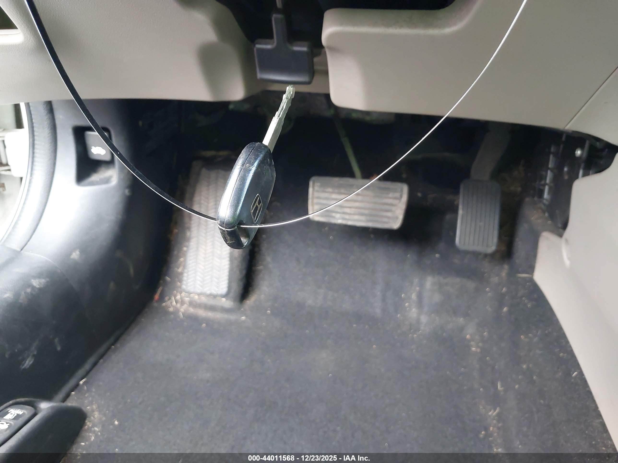 HONDA CIVIC image 11