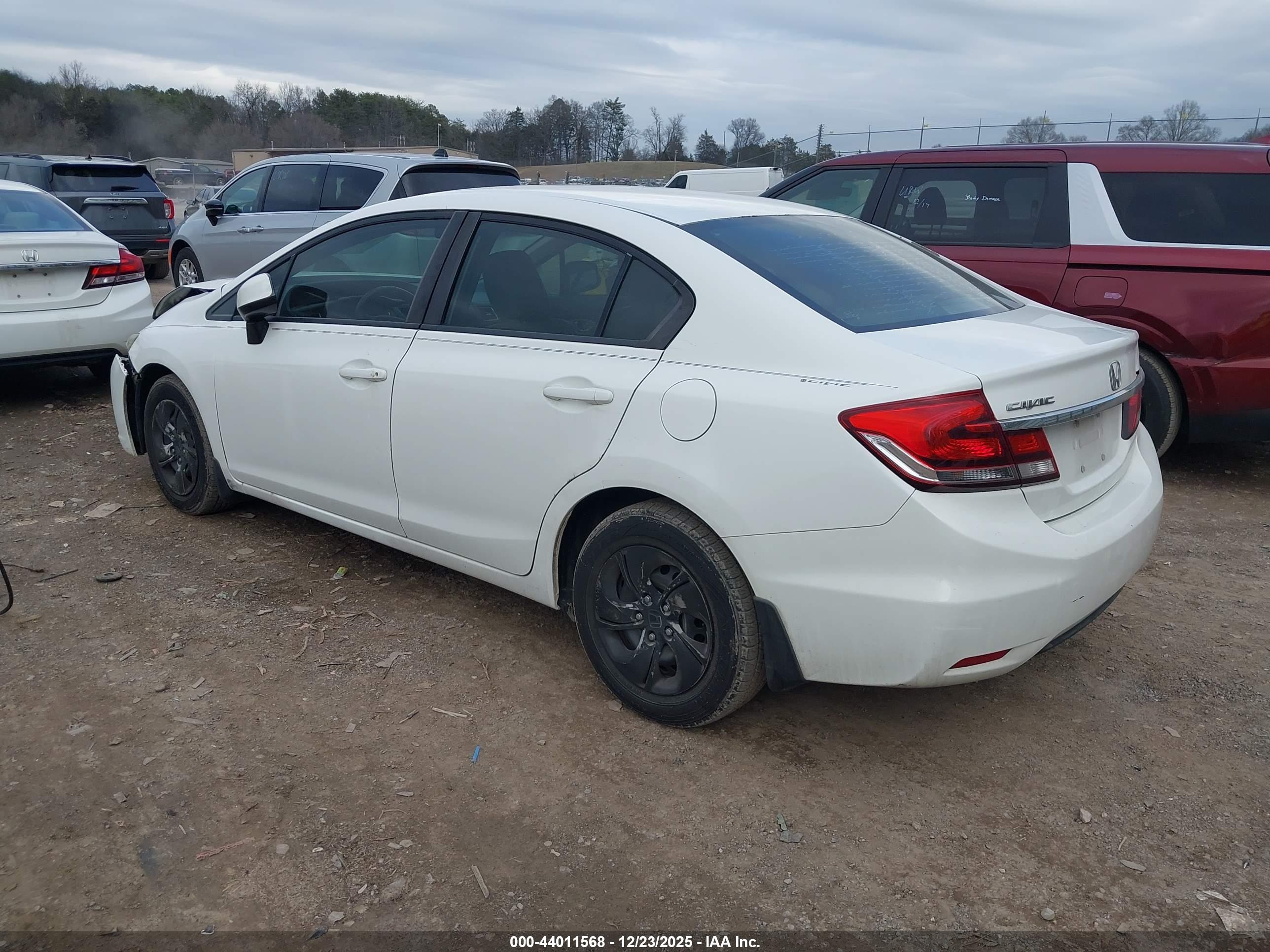 HONDA CIVIC image 3