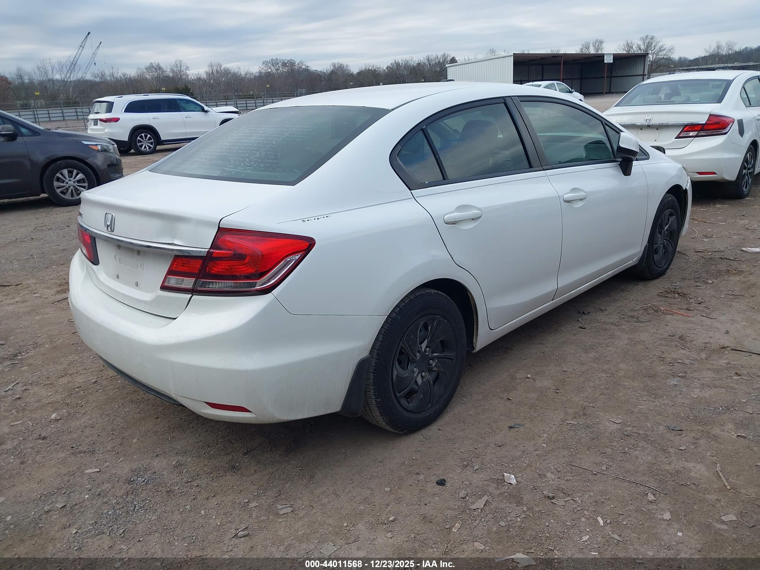 HONDA CIVIC image 4