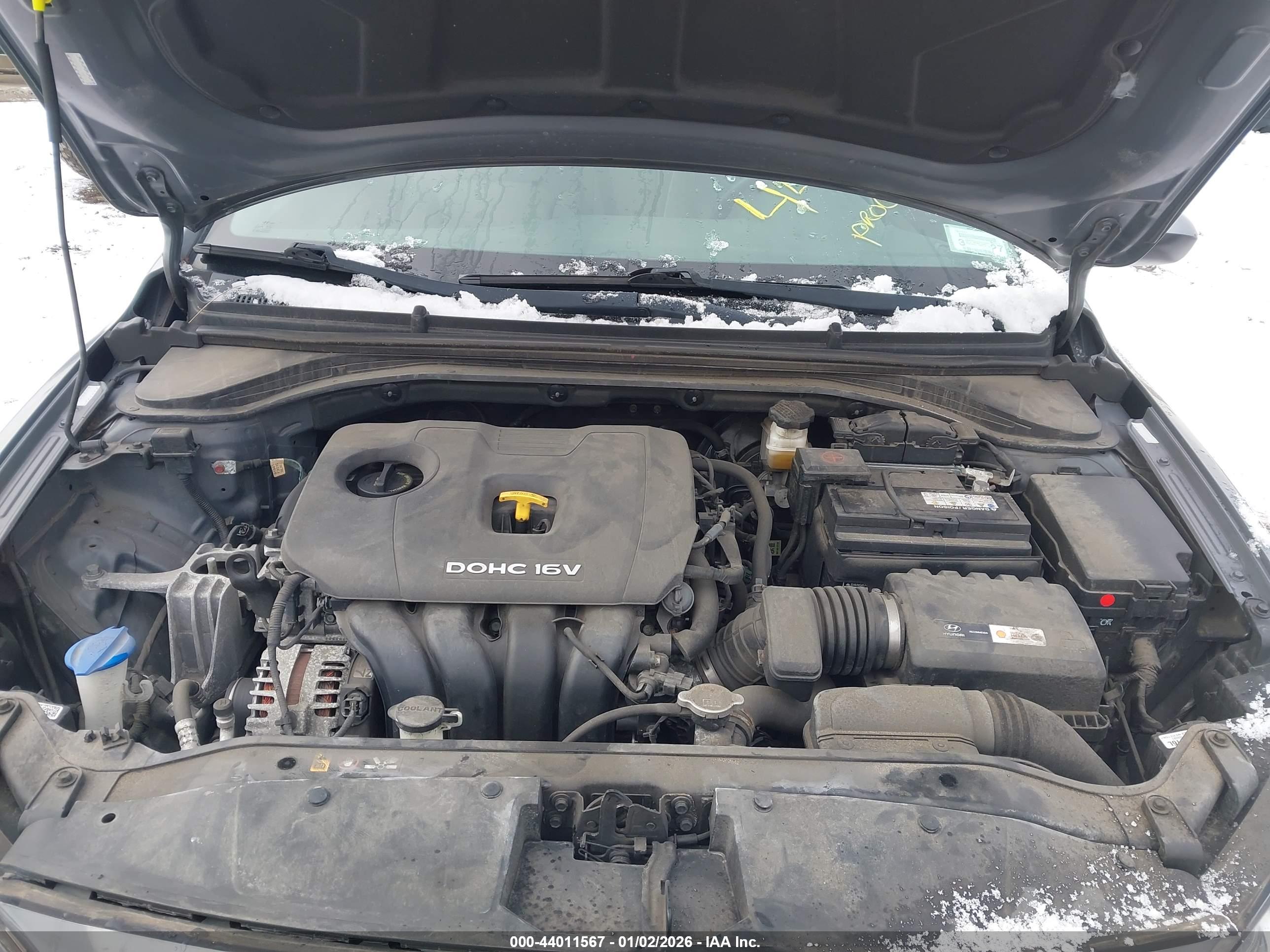 HYUNDAI ELANTRA image 10