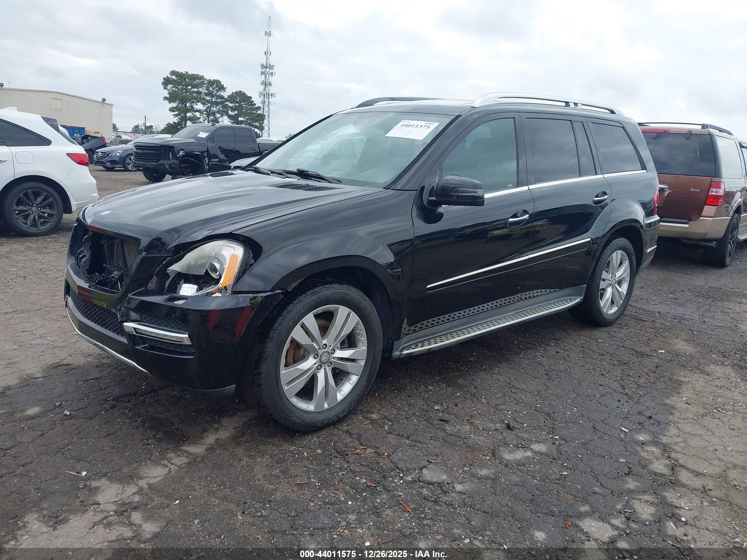 MERCEDES-BENZ GL image 2