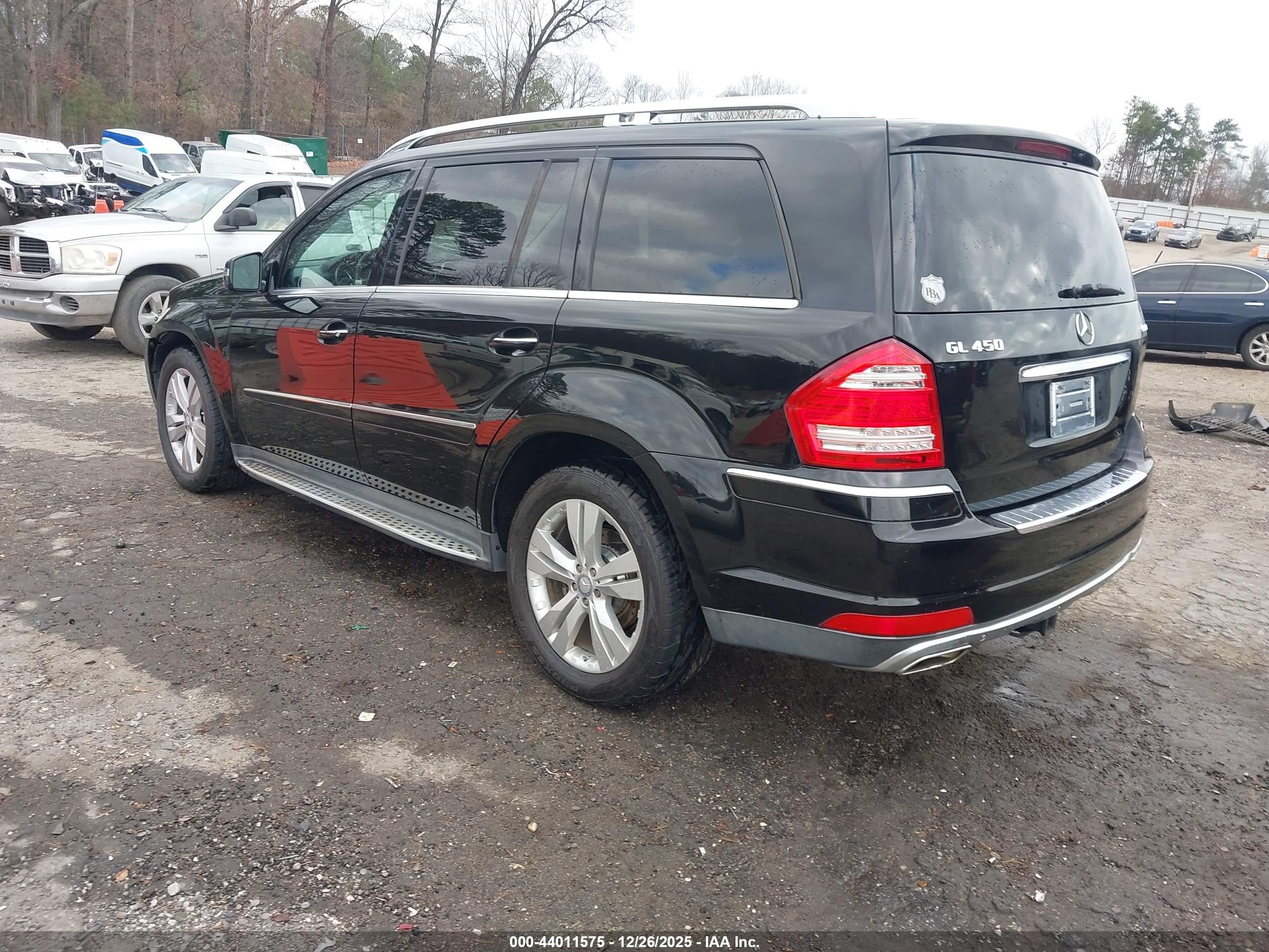 MERCEDES-BENZ GL image 3