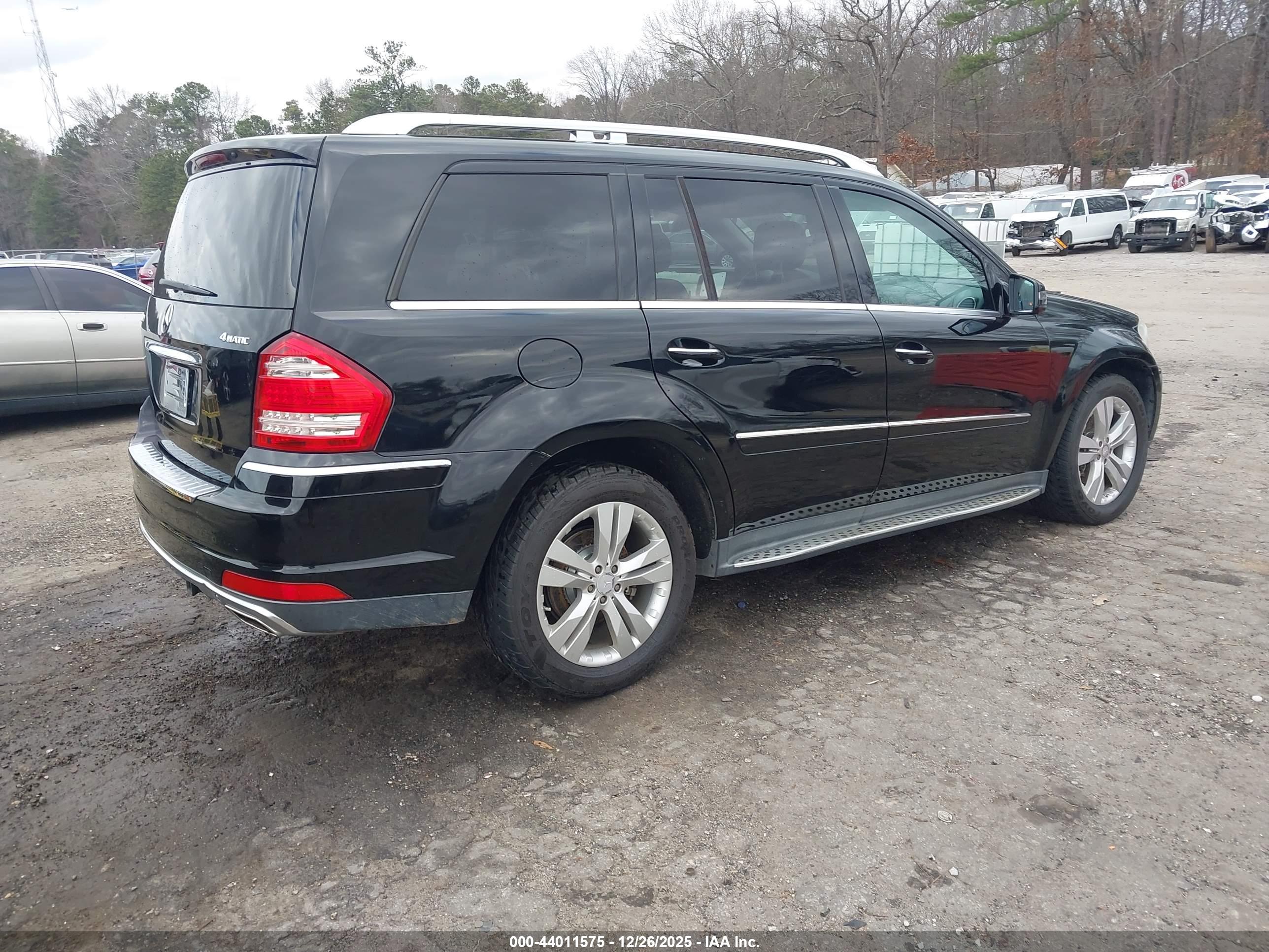 MERCEDES-BENZ GL image 4