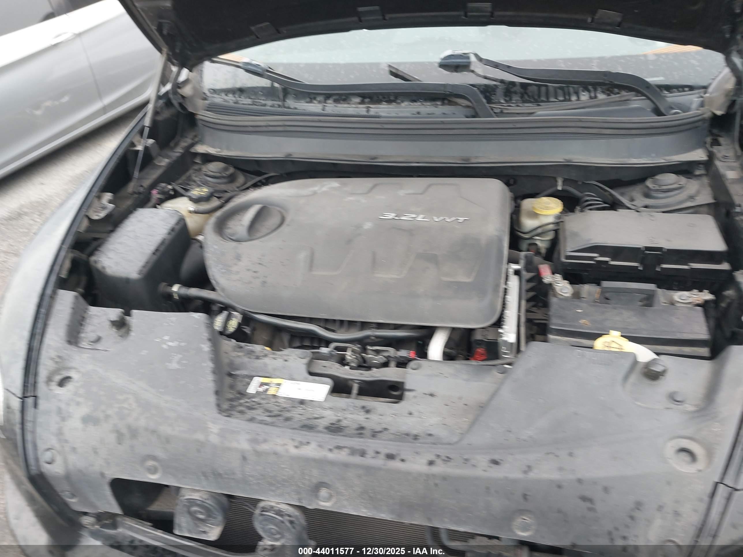 JEEP CHEROKEE image 10