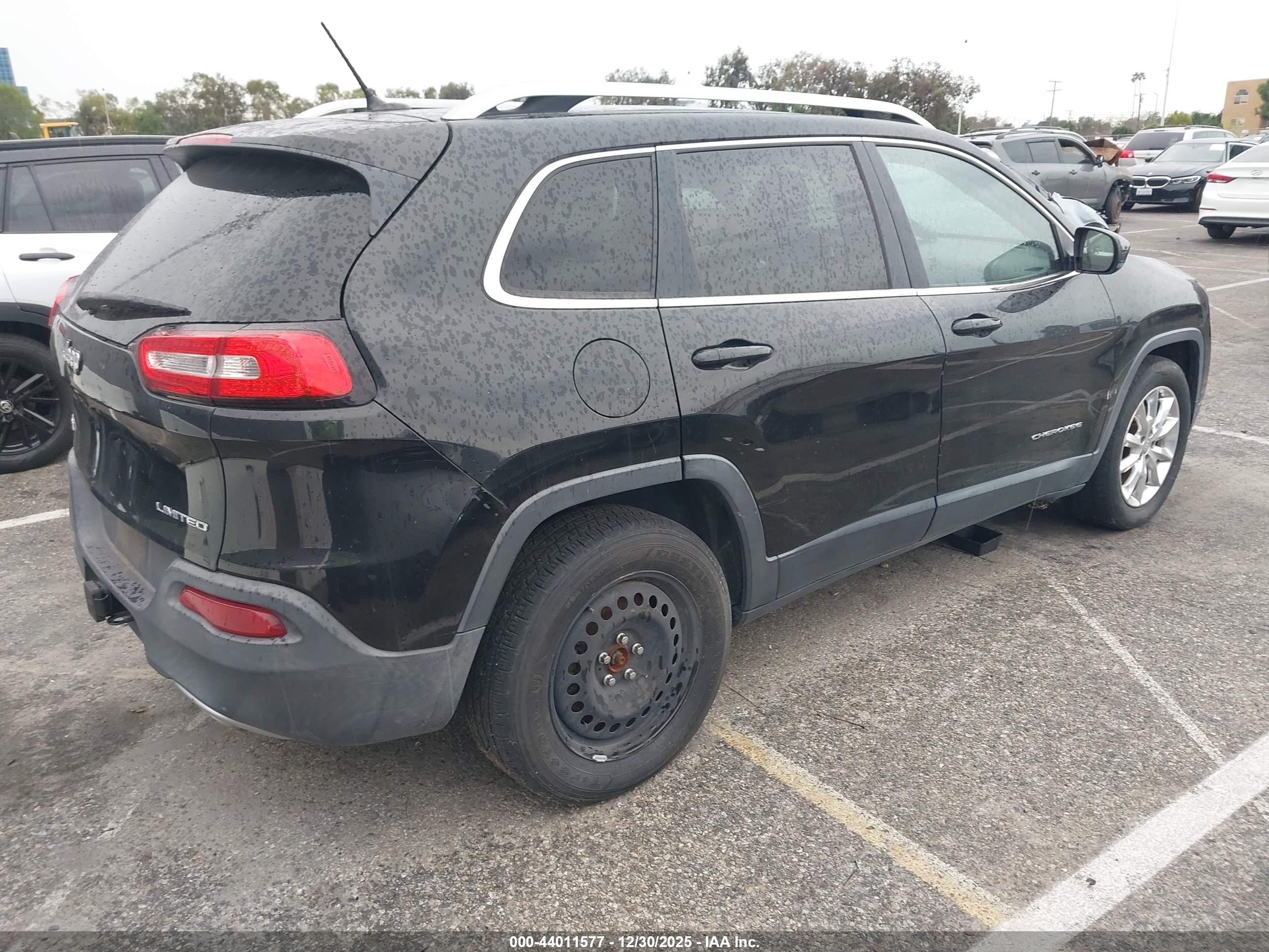 JEEP CHEROKEE image 4