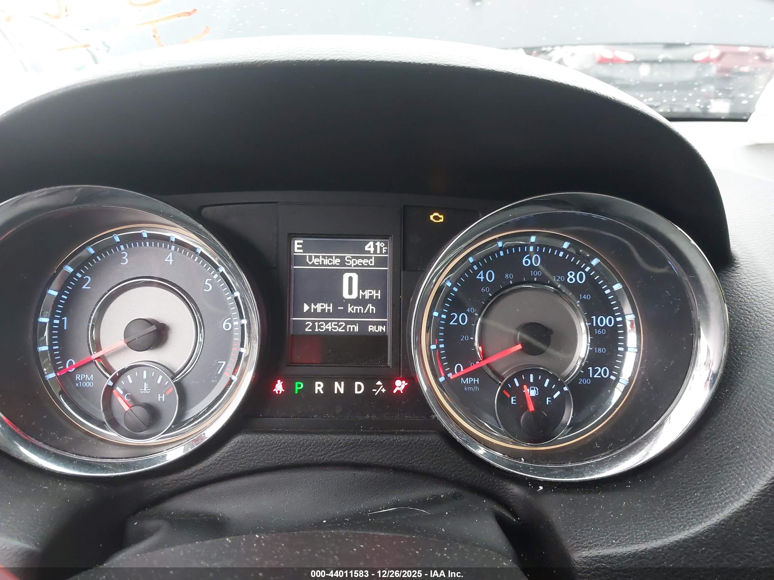 CHRYSLER TOWN image 7