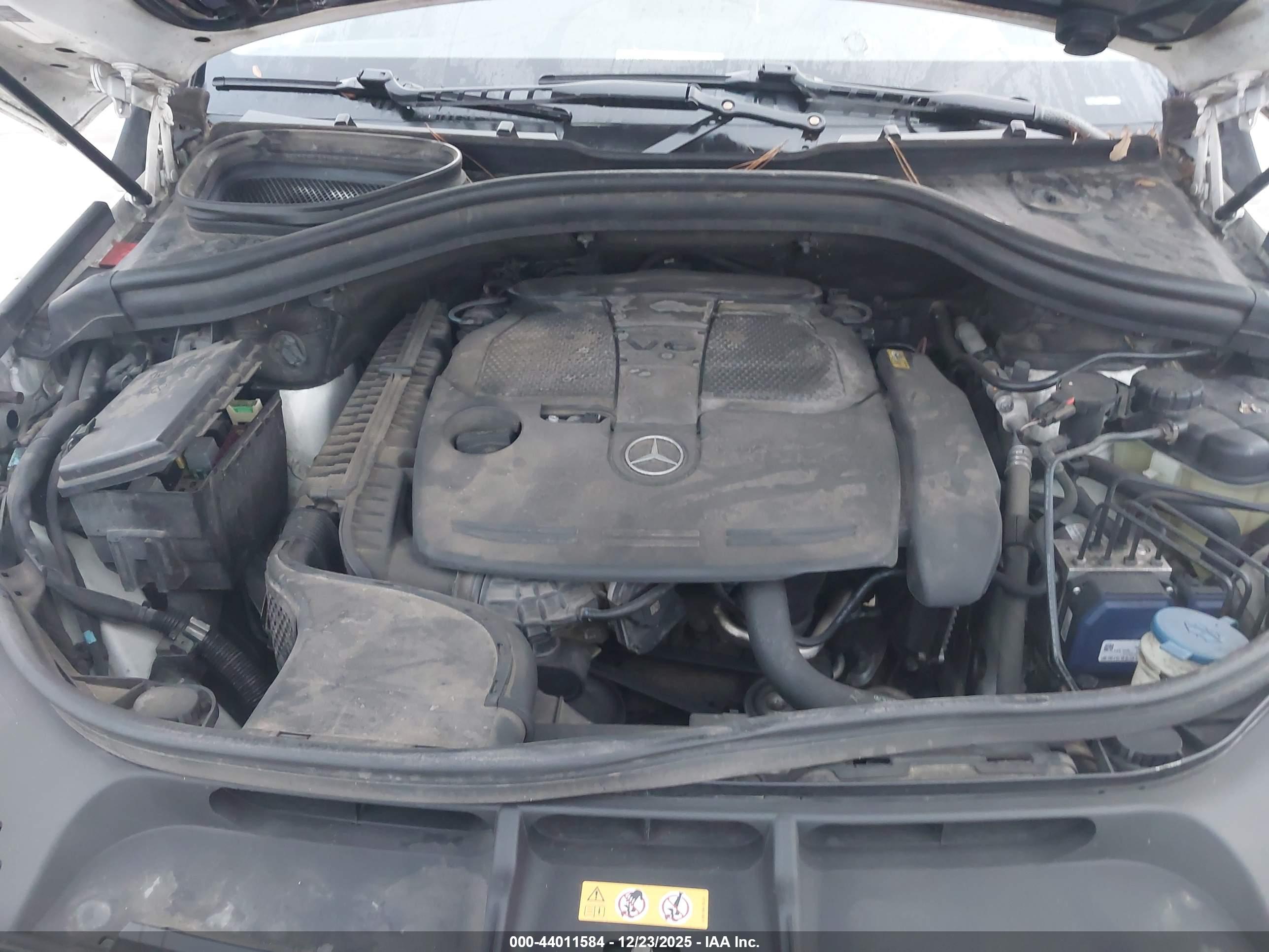 MERCEDES-BENZ ML image 10
