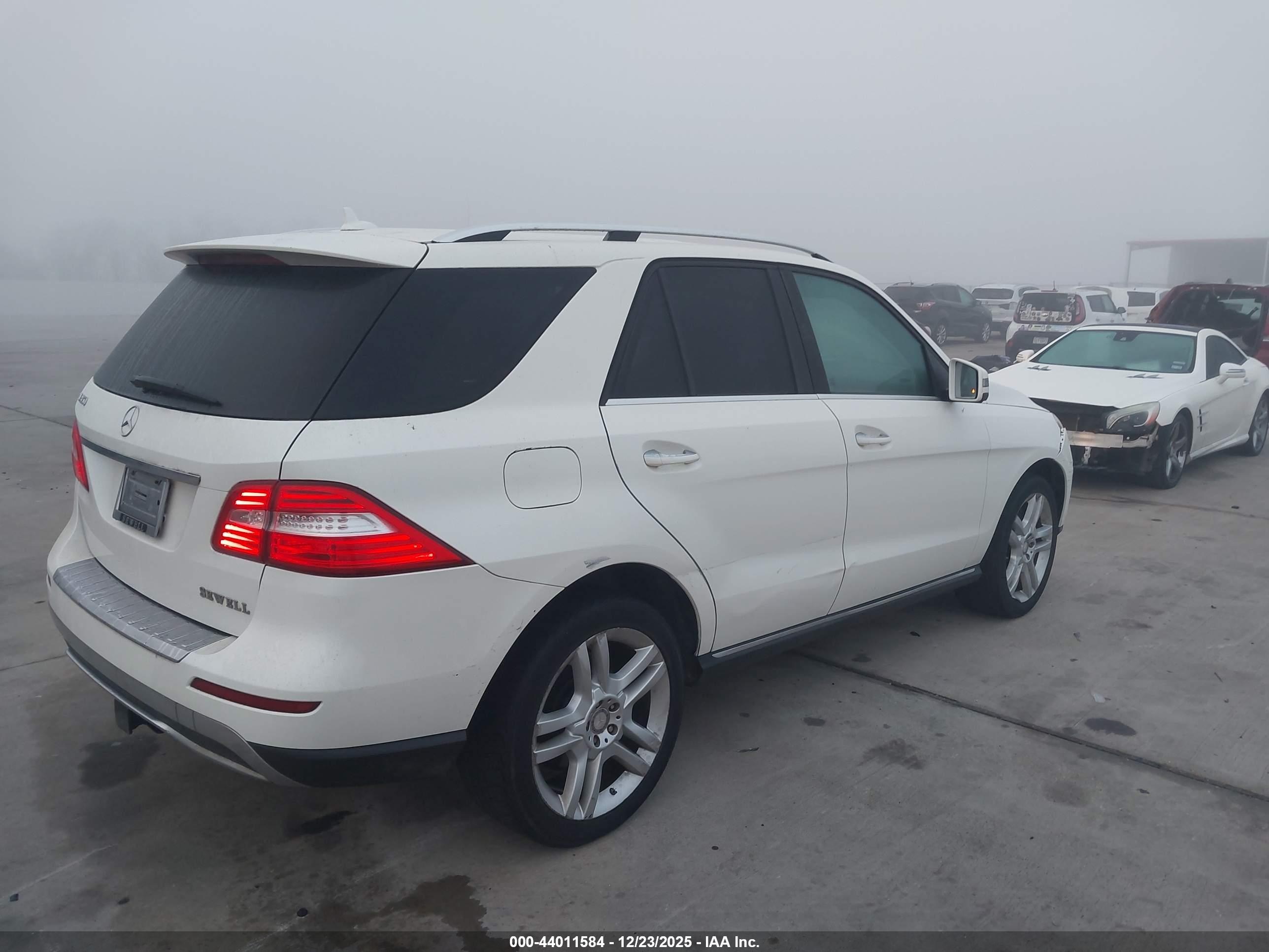 MERCEDES-BENZ ML image 4