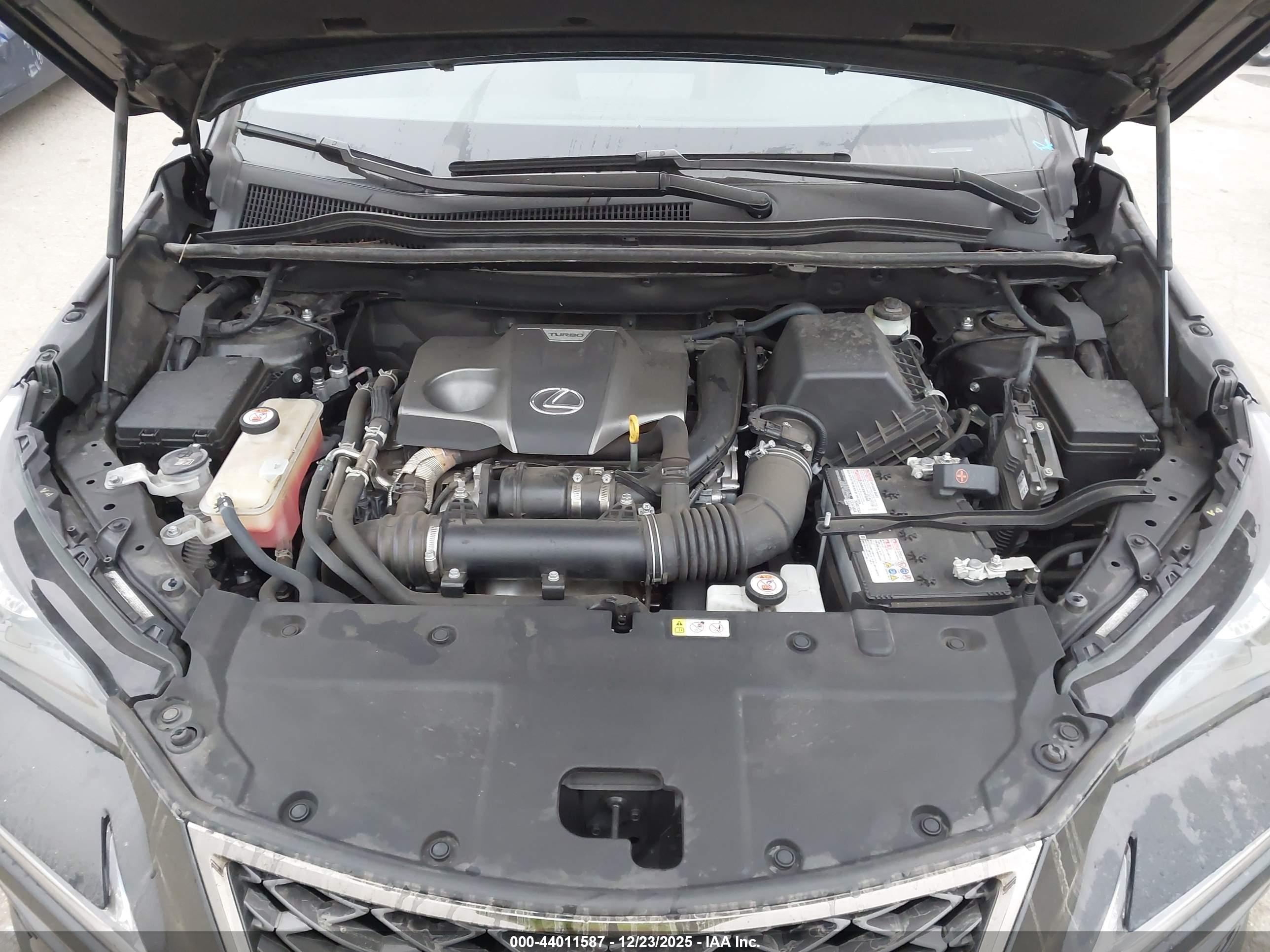 LEXUS NX image 10