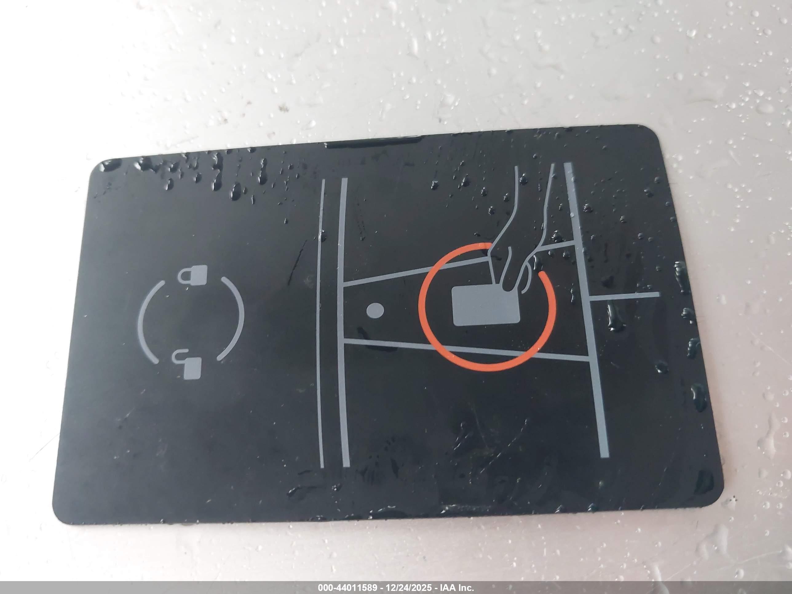 TESLA MODEL image 11