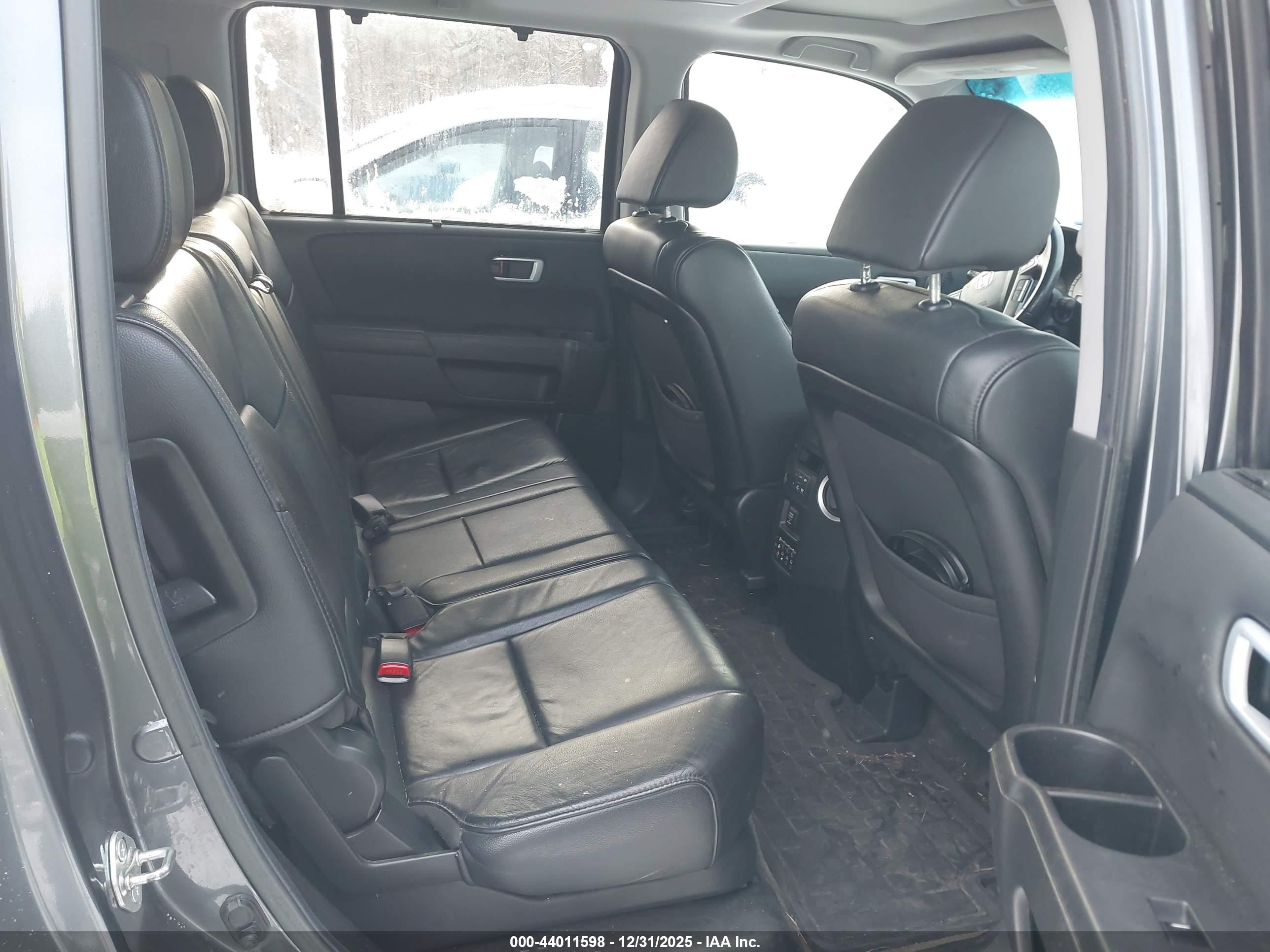 HONDA PILOT image 8