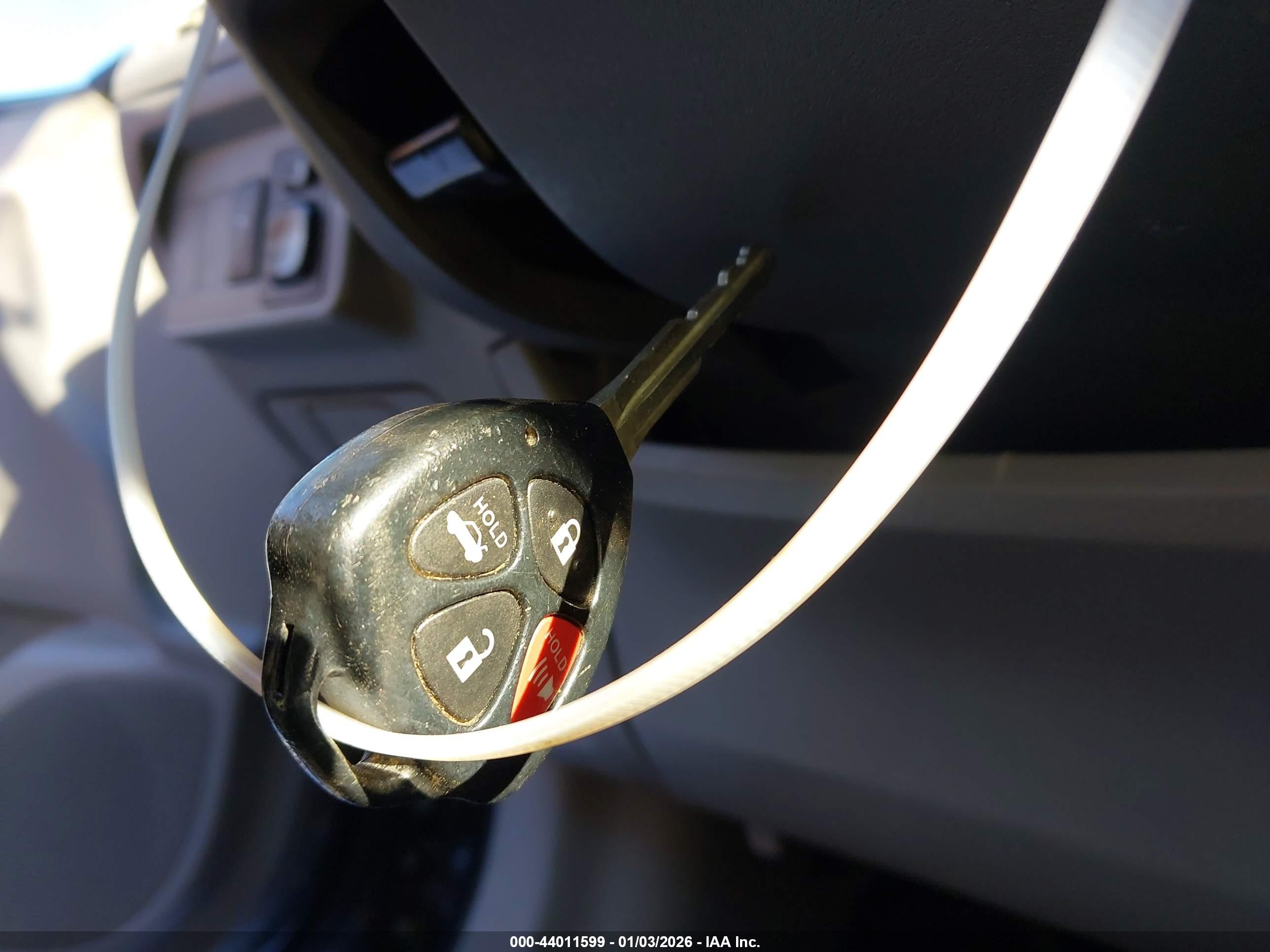 TOYOTA COROLLA image 11