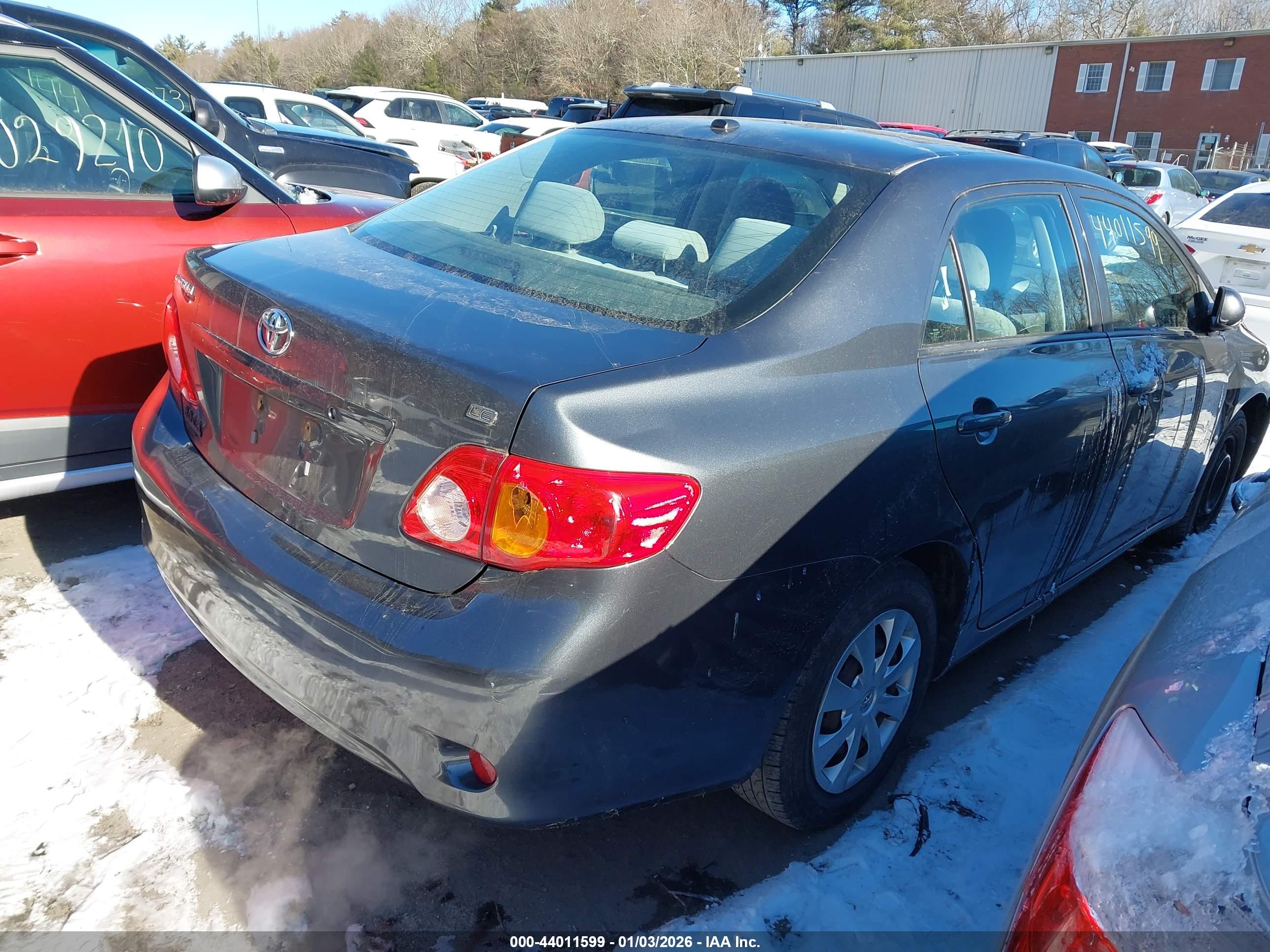 TOYOTA COROLLA image 4
