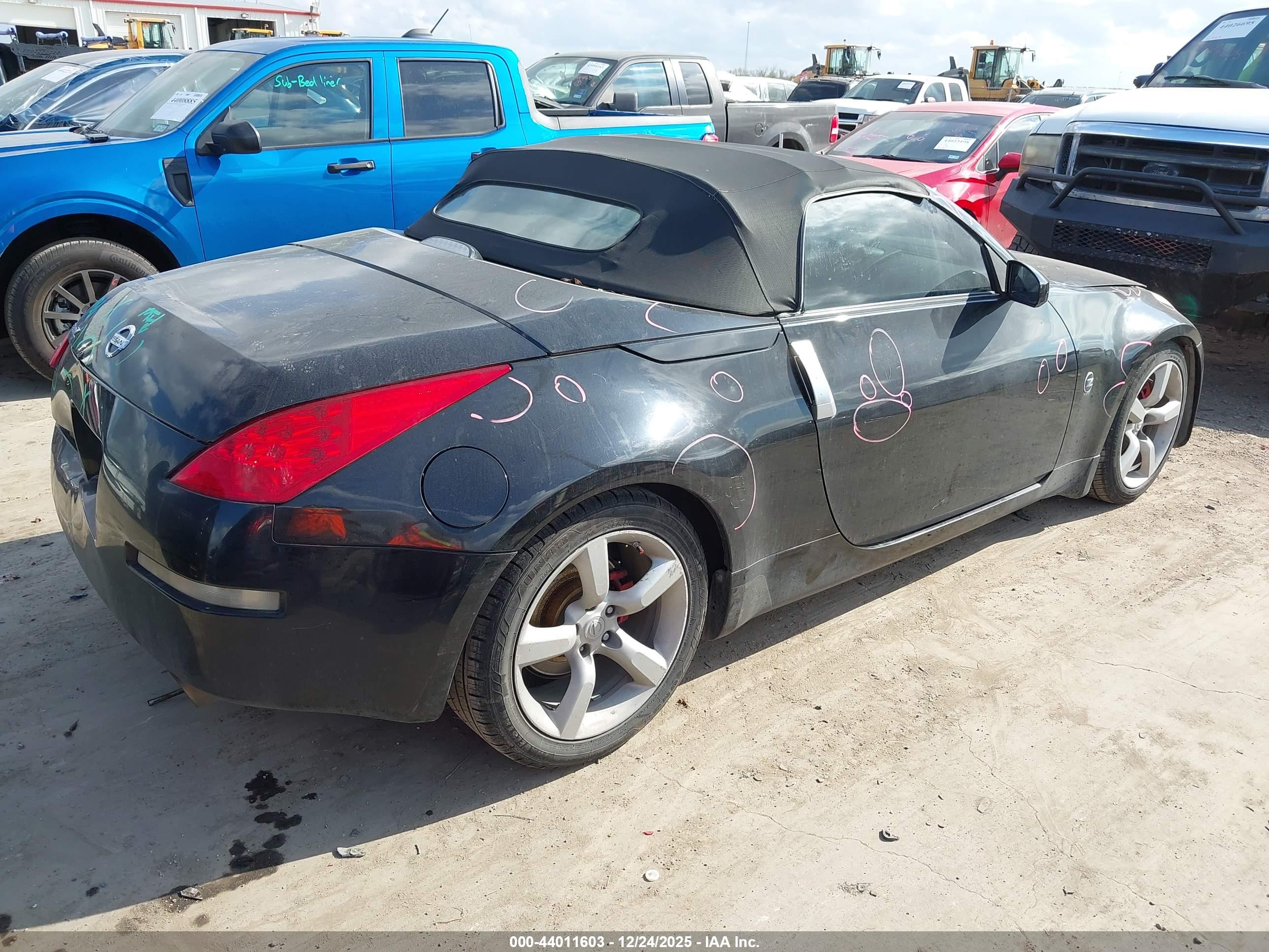 NISSAN 350Z image 4