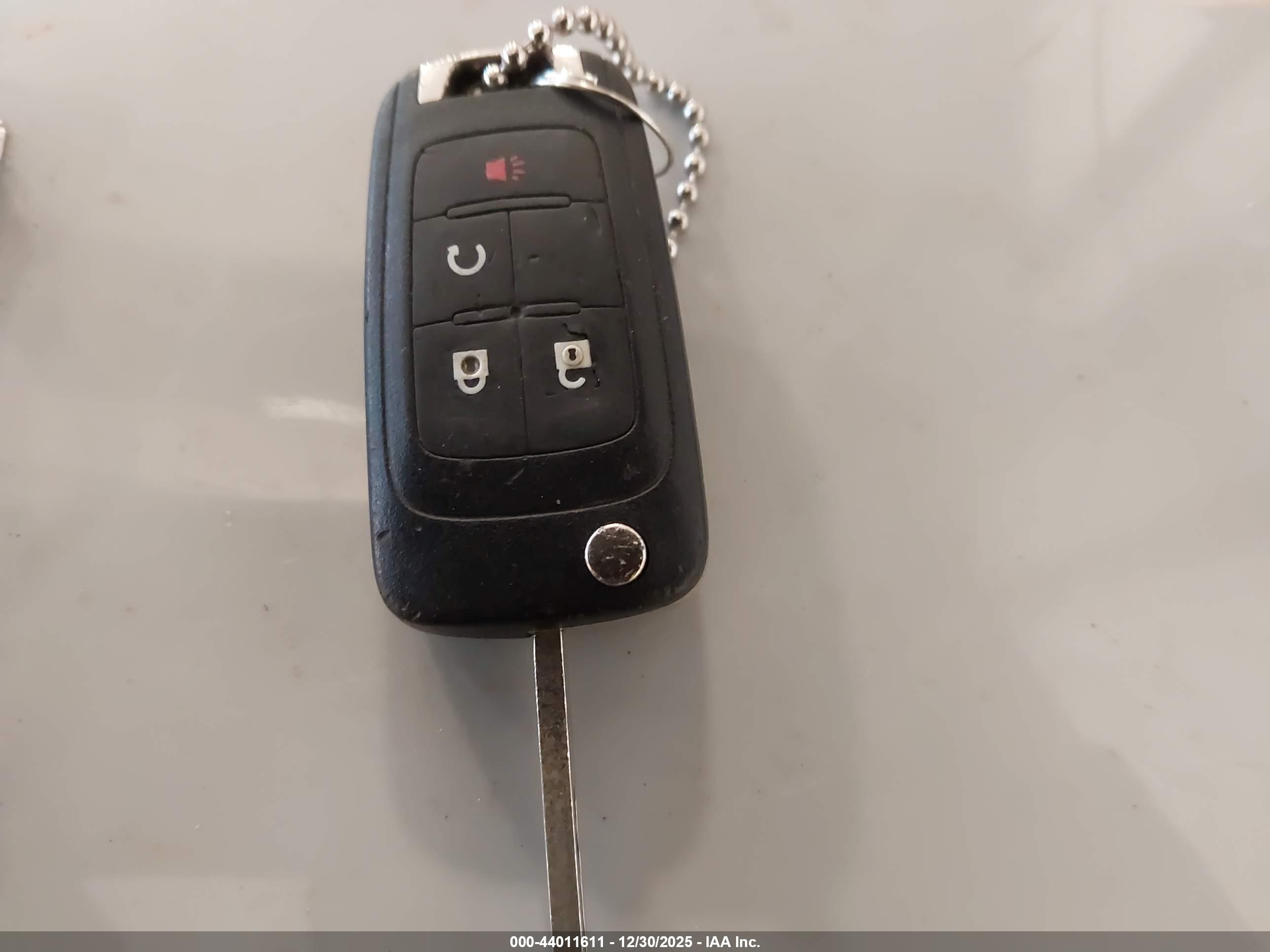 CHEVROLET EQUINOX image 11