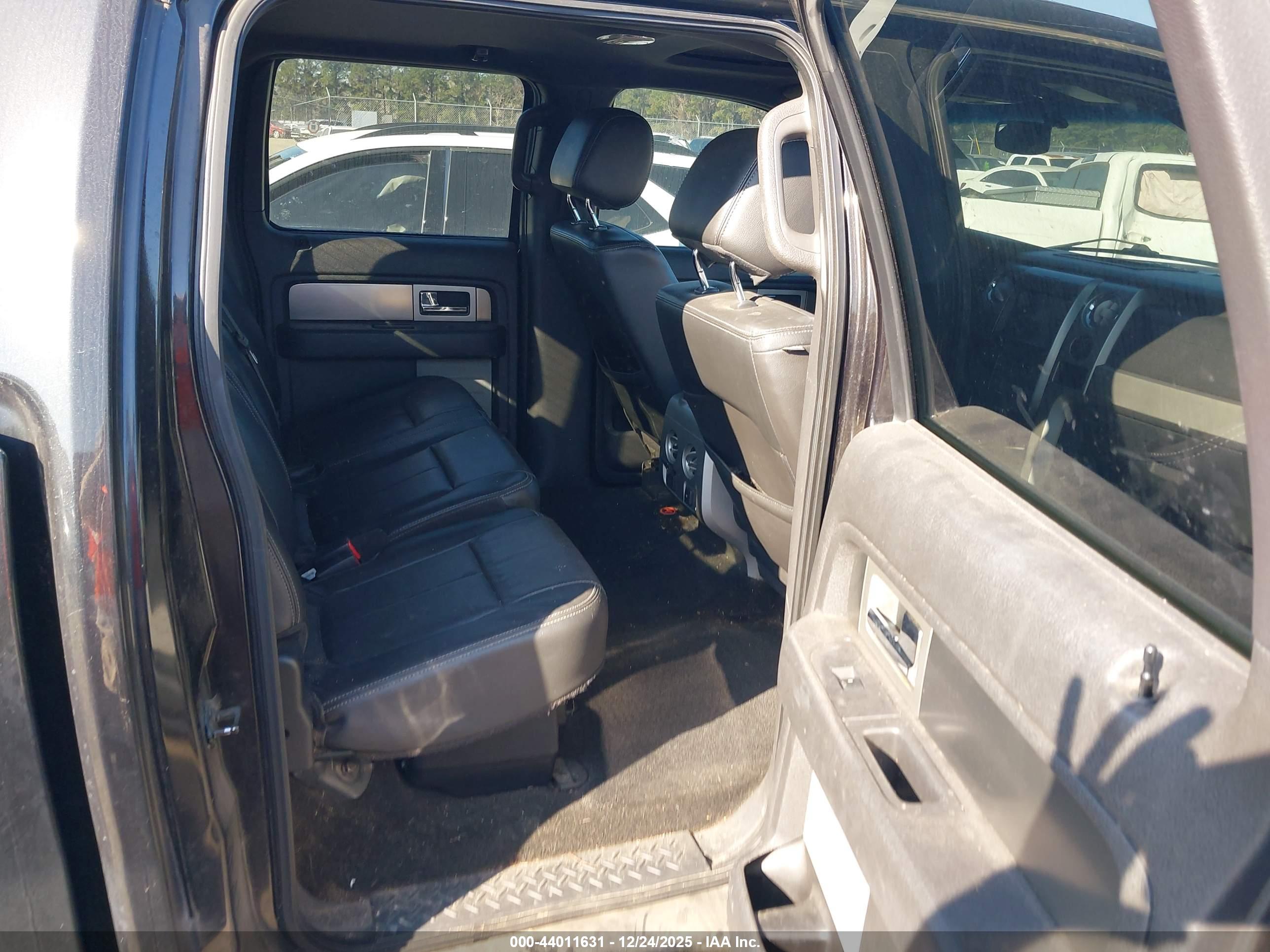 FORD F-150 image 8