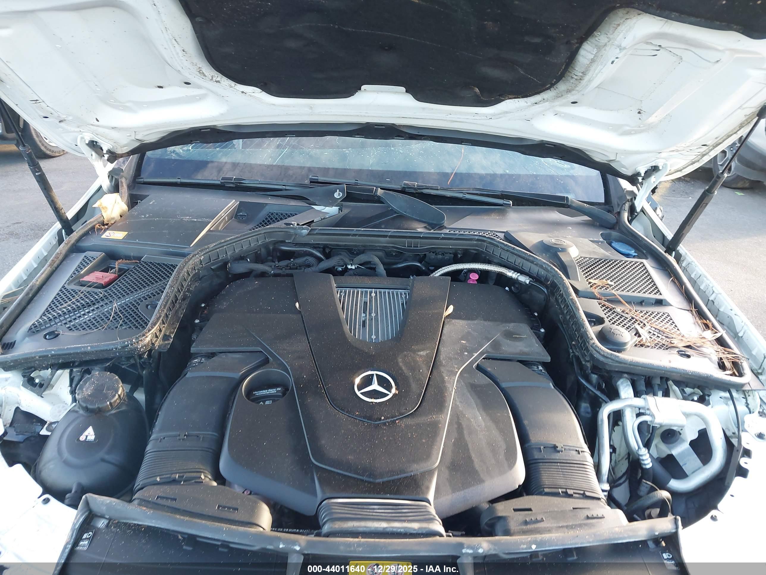 MERCEDES-BENZ C image 10