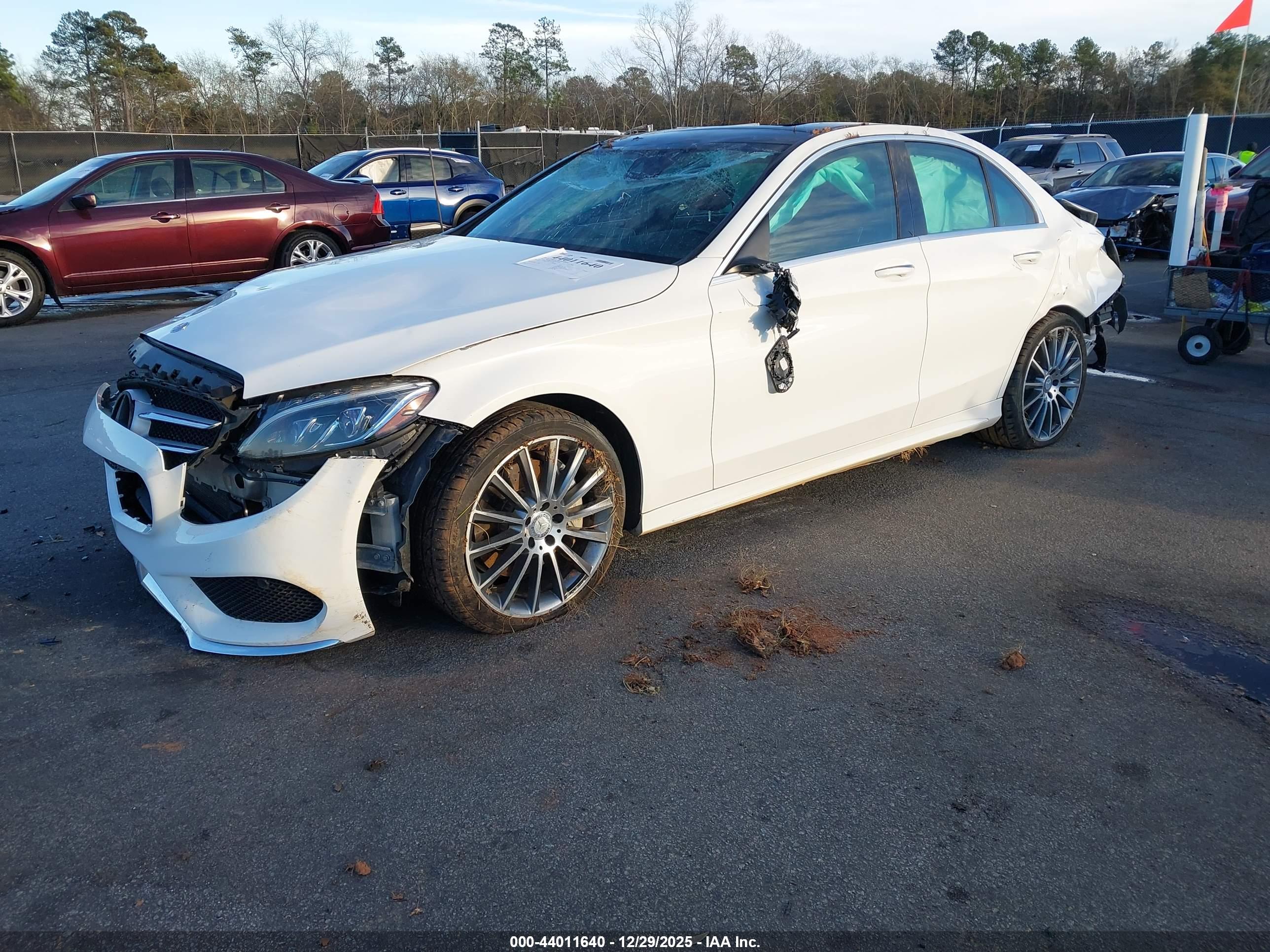 MERCEDES-BENZ C image 2