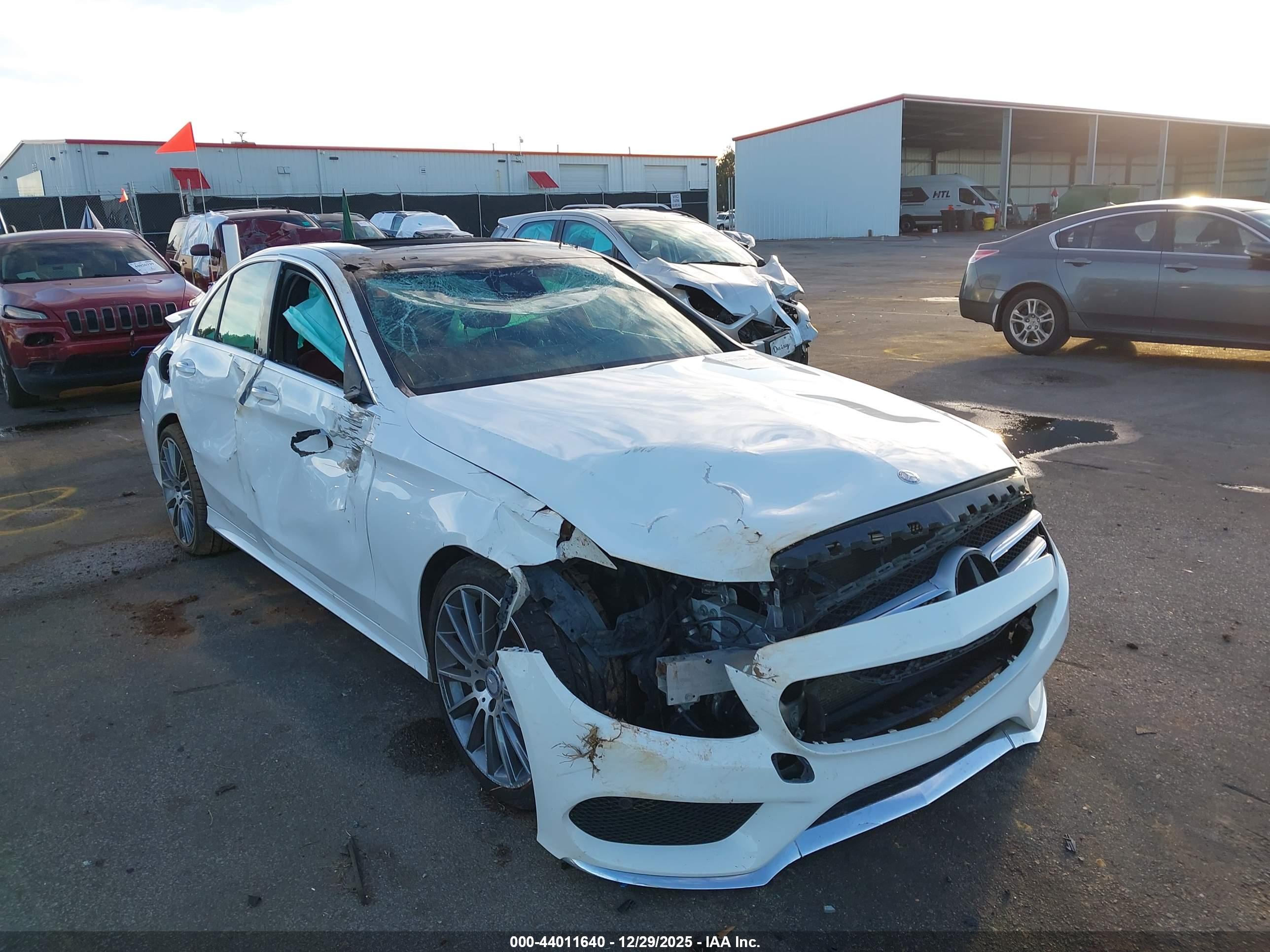 MERCEDES-BENZ C image 6