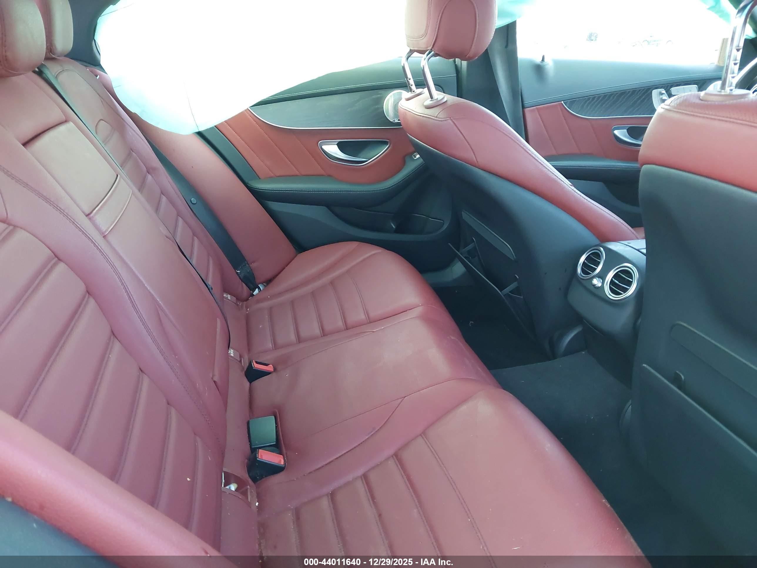 MERCEDES-BENZ C image 8