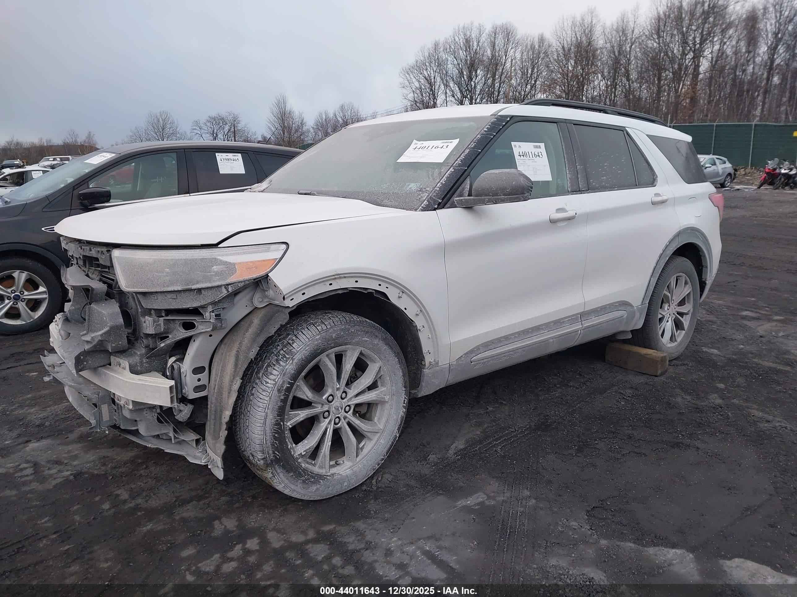 FORD EXPLORER image 2