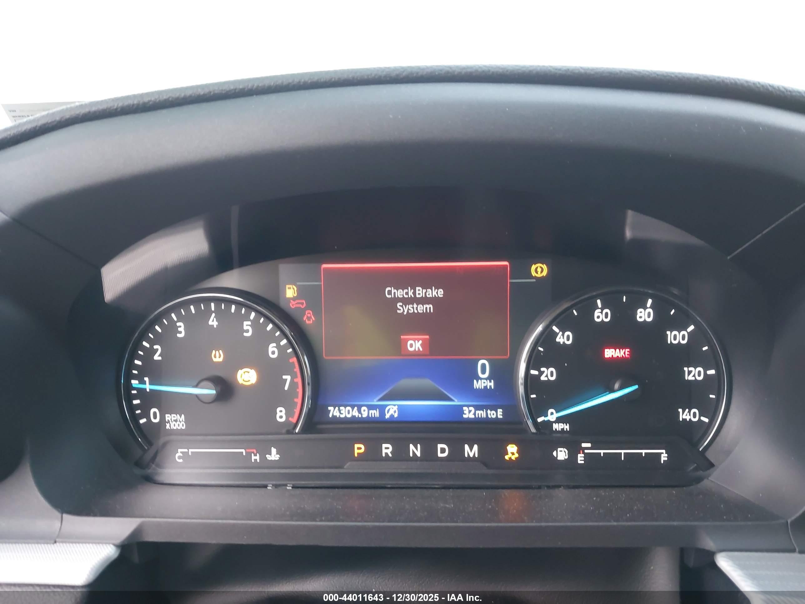 FORD EXPLORER image 7