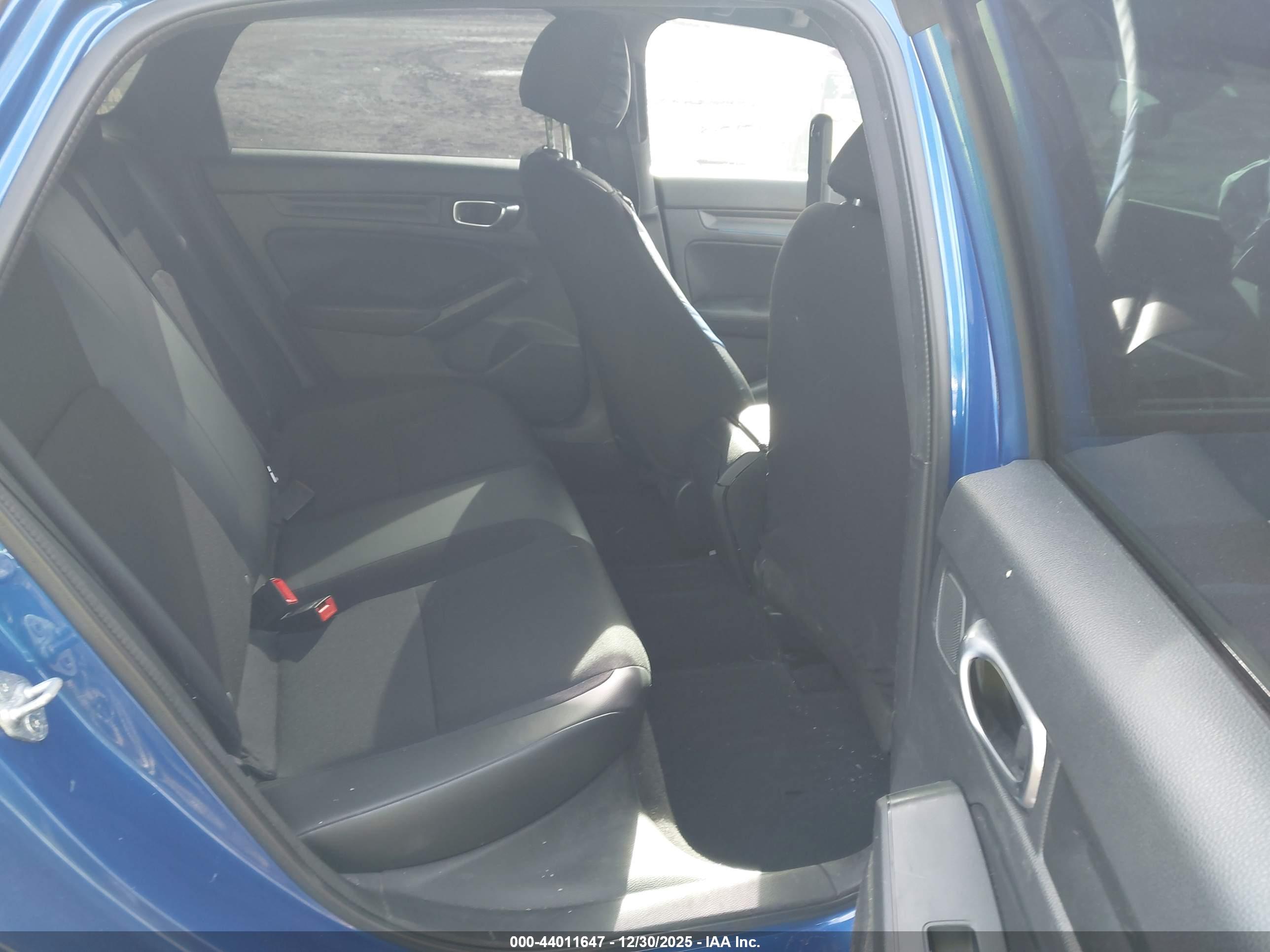 HONDA CIVIC image 8