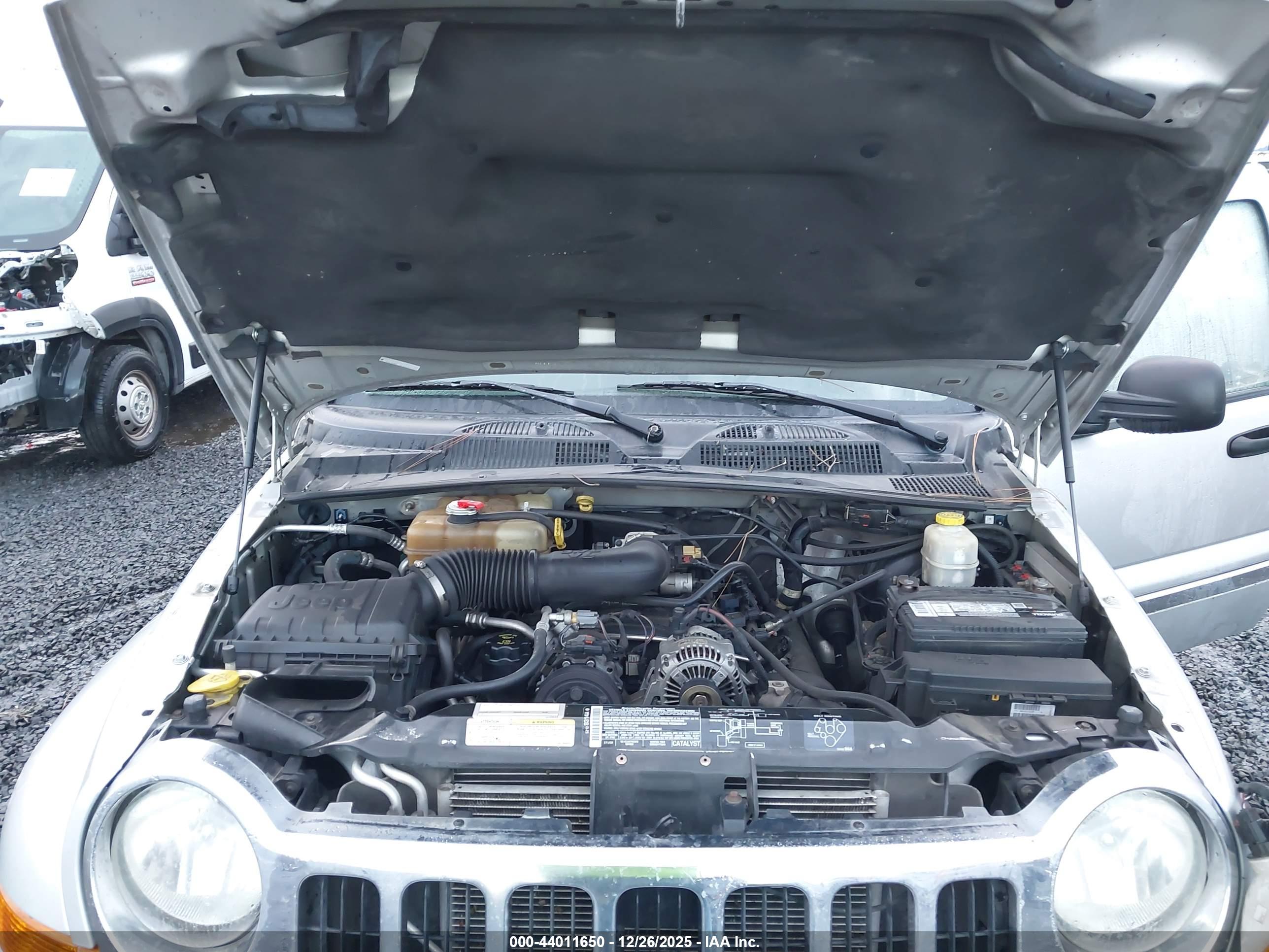 JEEP LIBERTY image 10