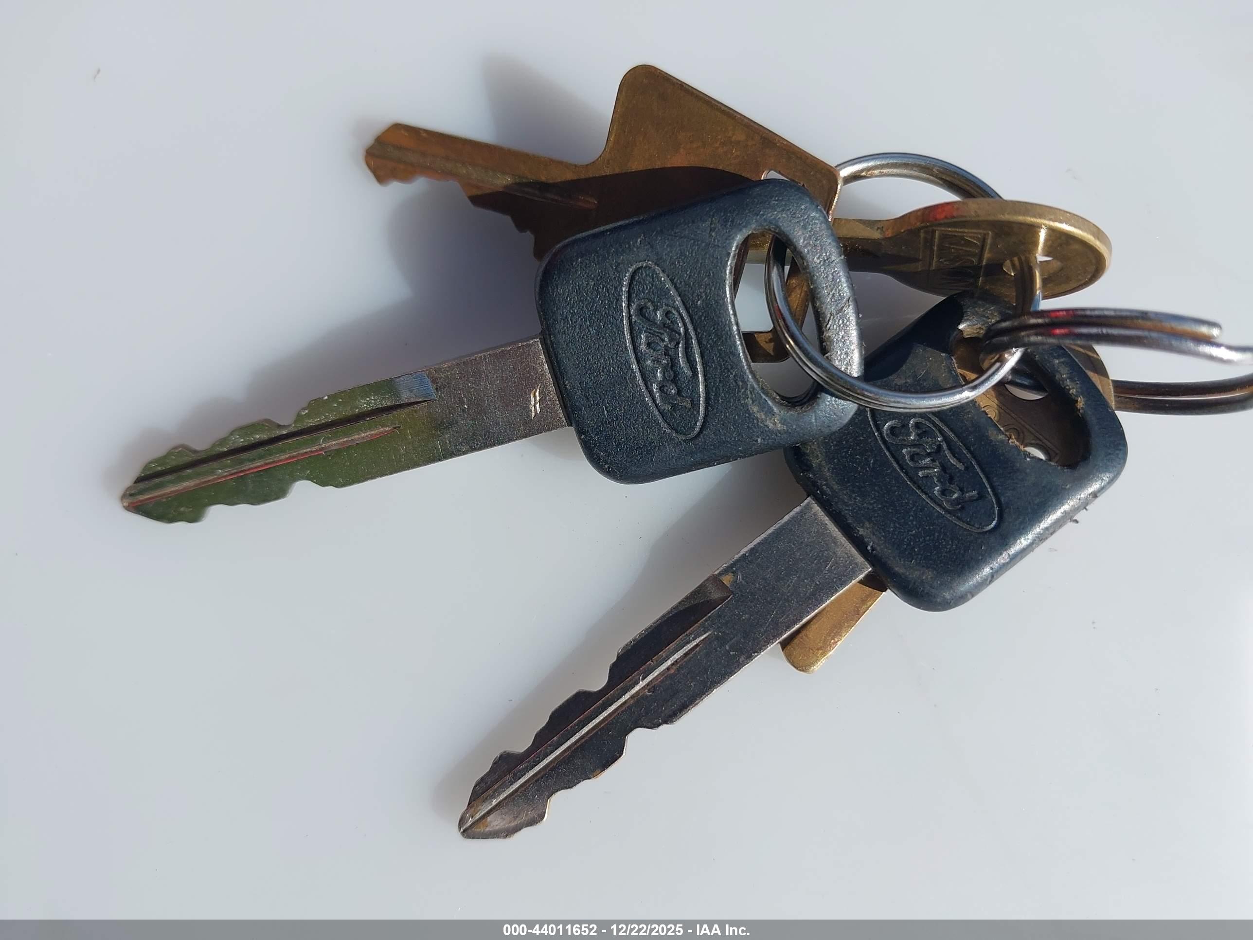 FORD E-350 image 11