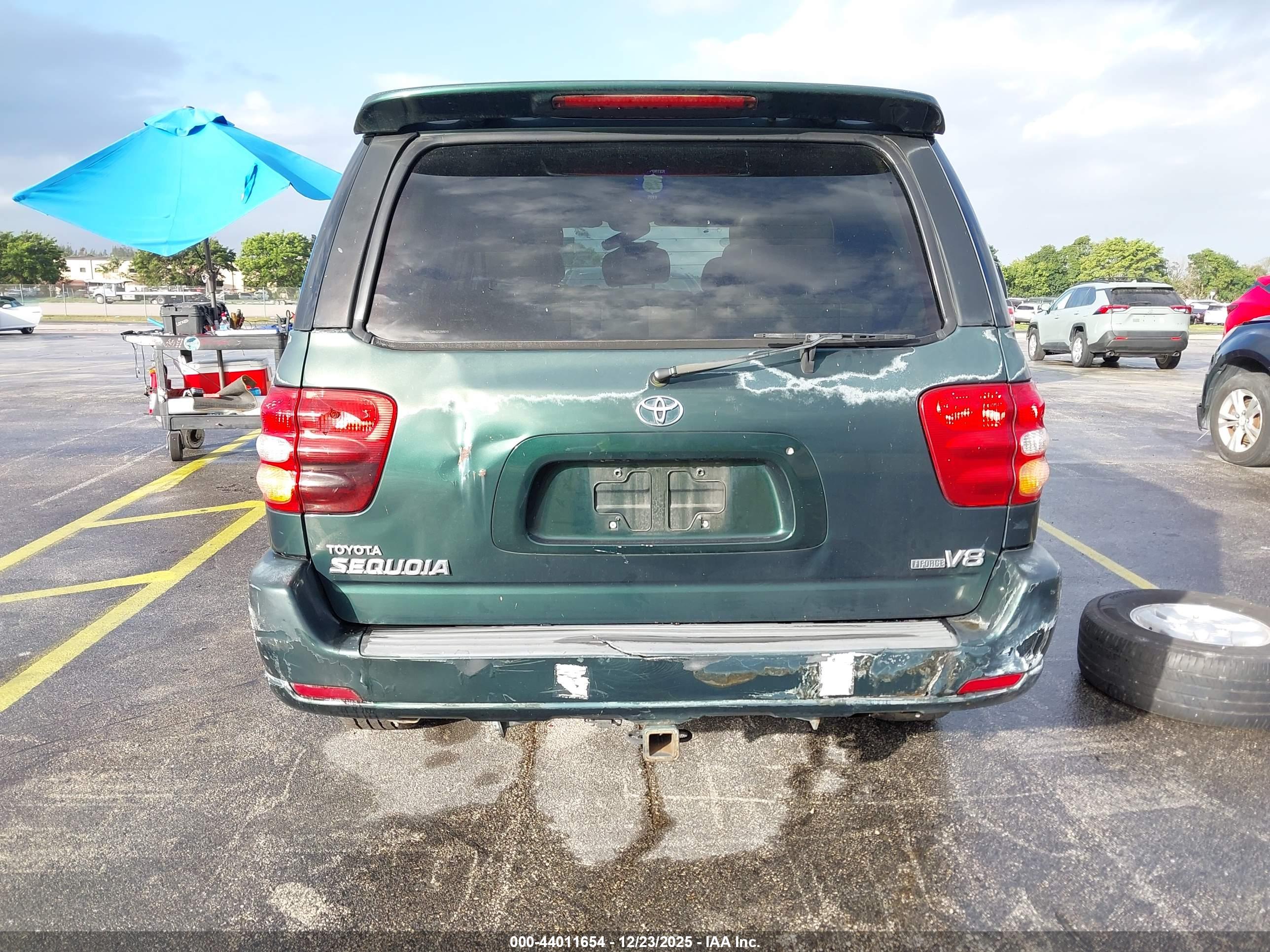 TOYOTA SEQUOIA image 6