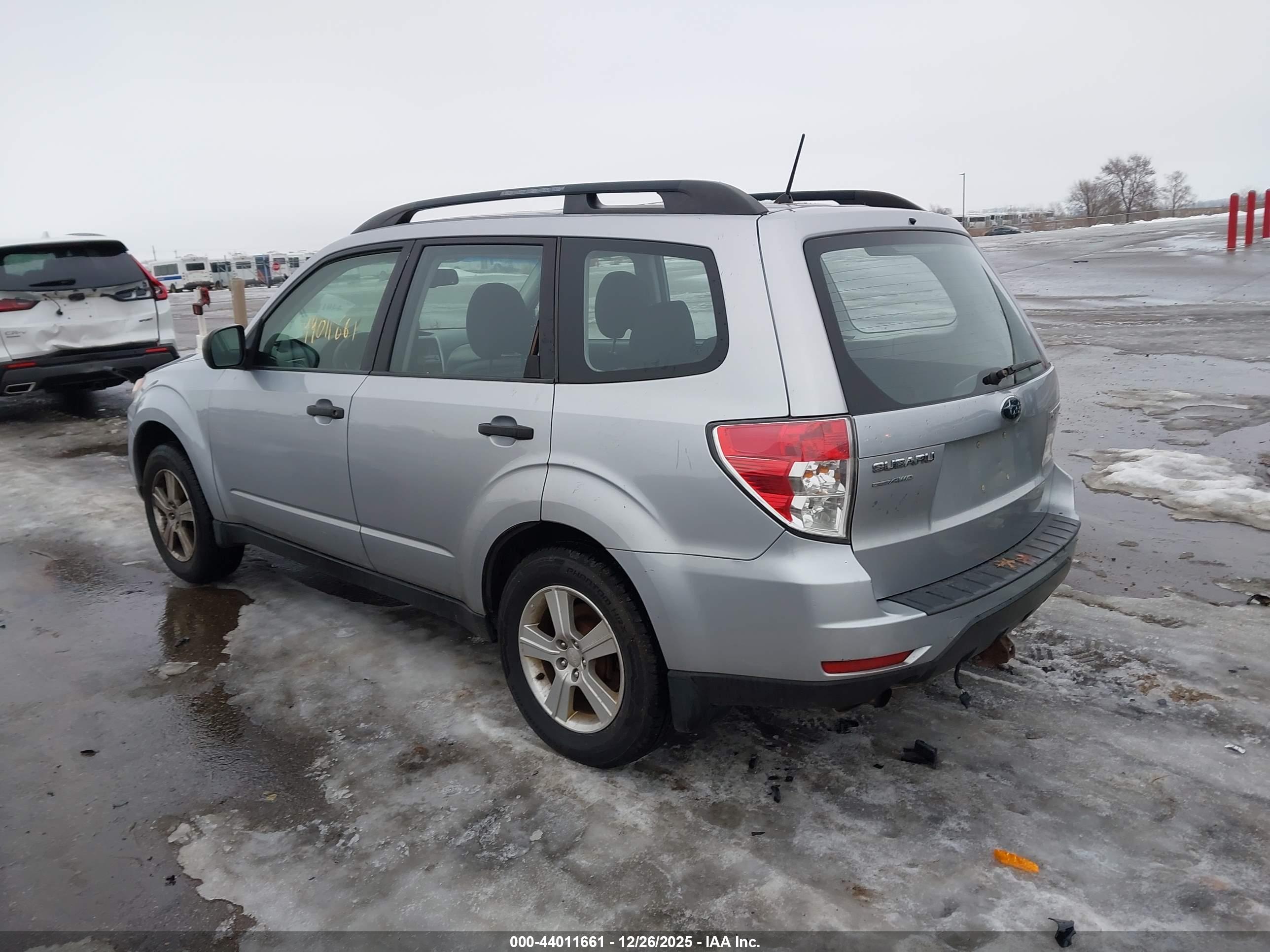 SUBARU FORESTER image 3