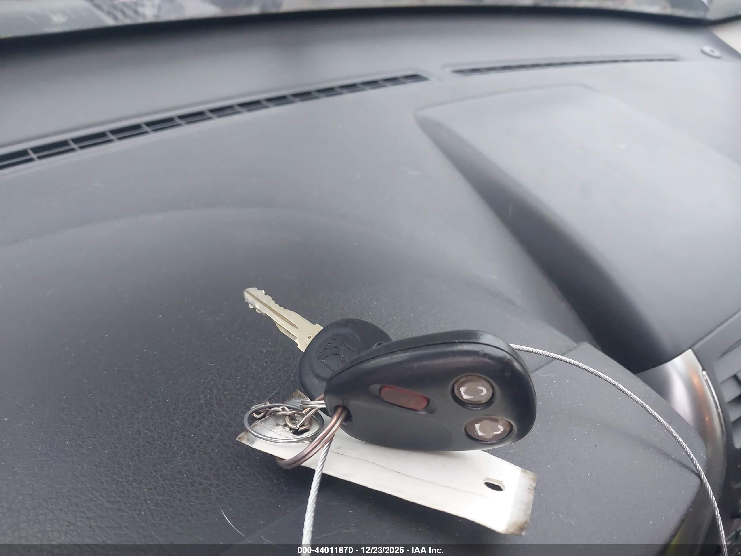SATURN VUE image 11