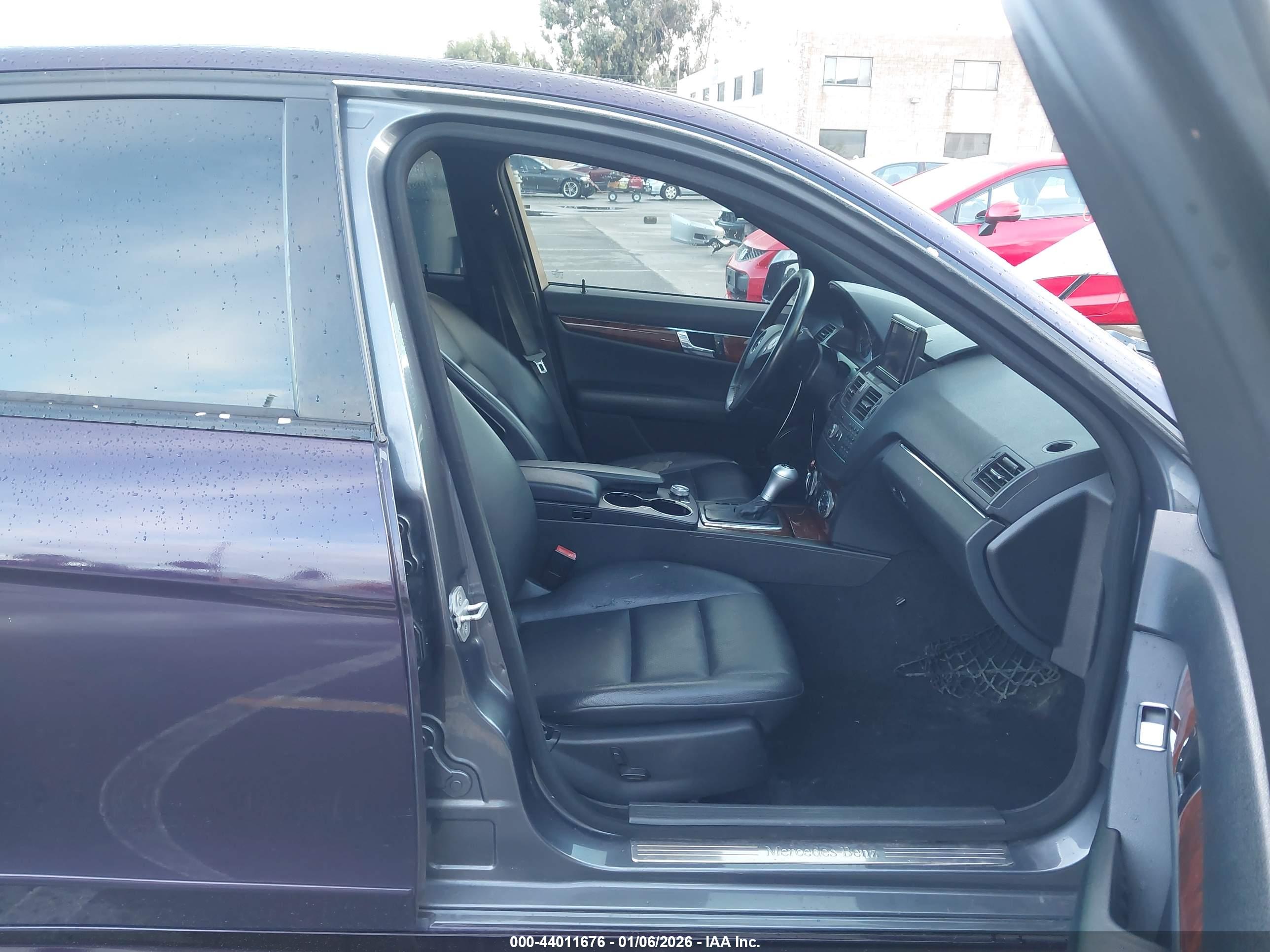 MERCEDES-BENZ C image 5