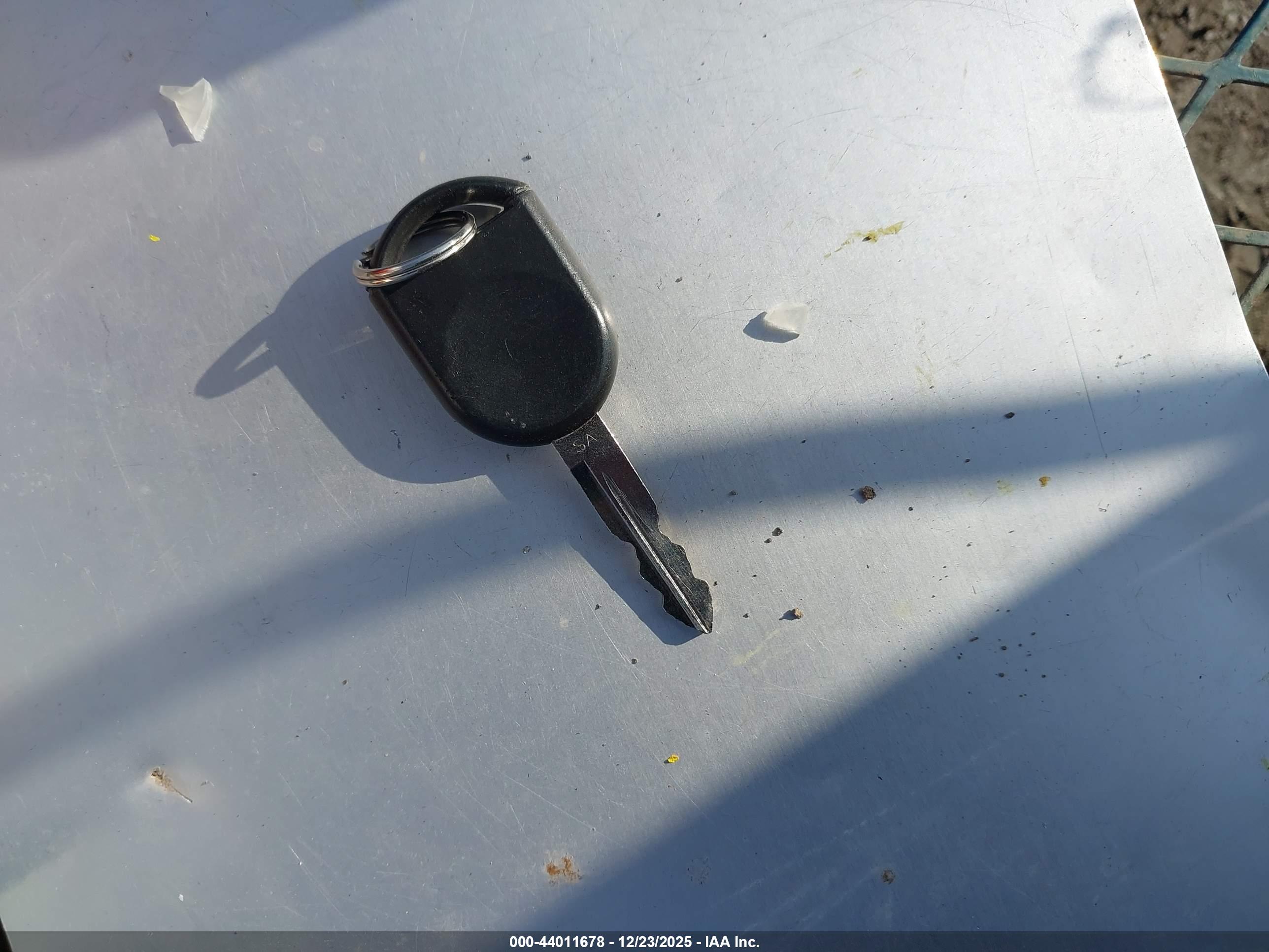 FORD ESCAPE image 11