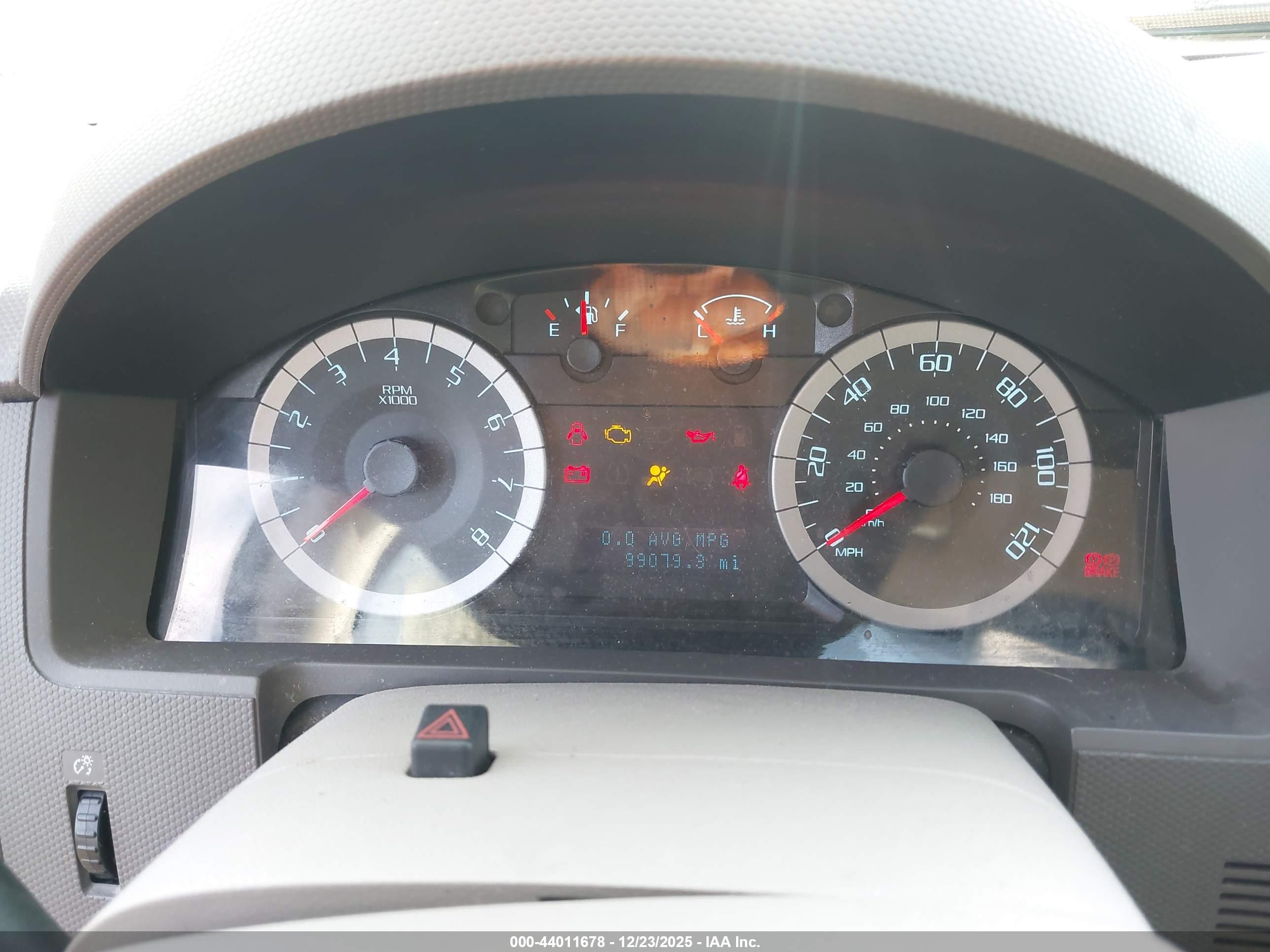 FORD ESCAPE image 7